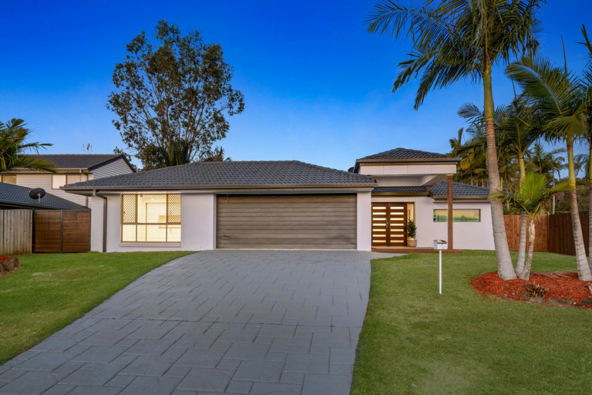 41 Mildura Drive Helensvale QLD