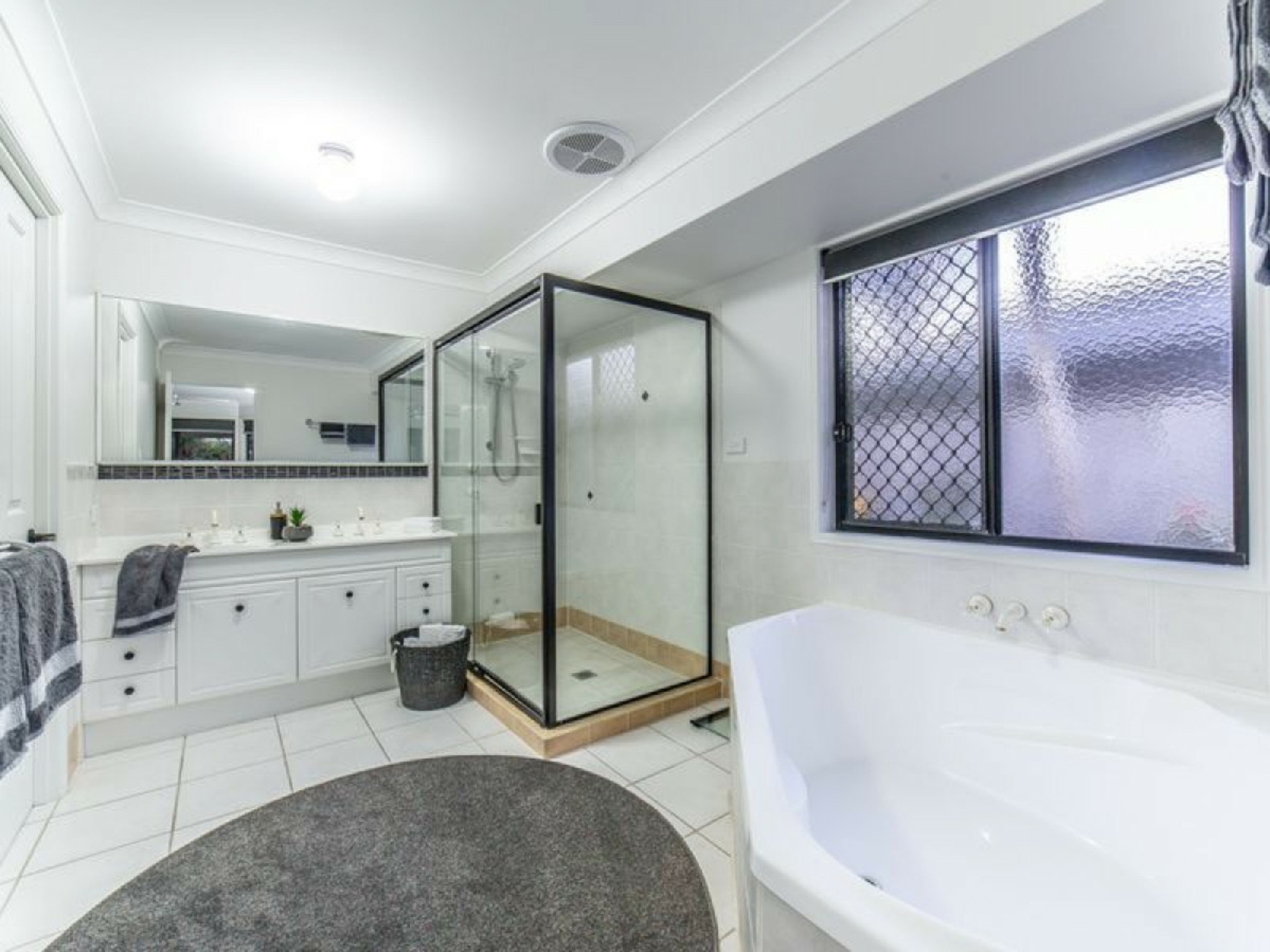7 Elanda Place, HELENSVALE