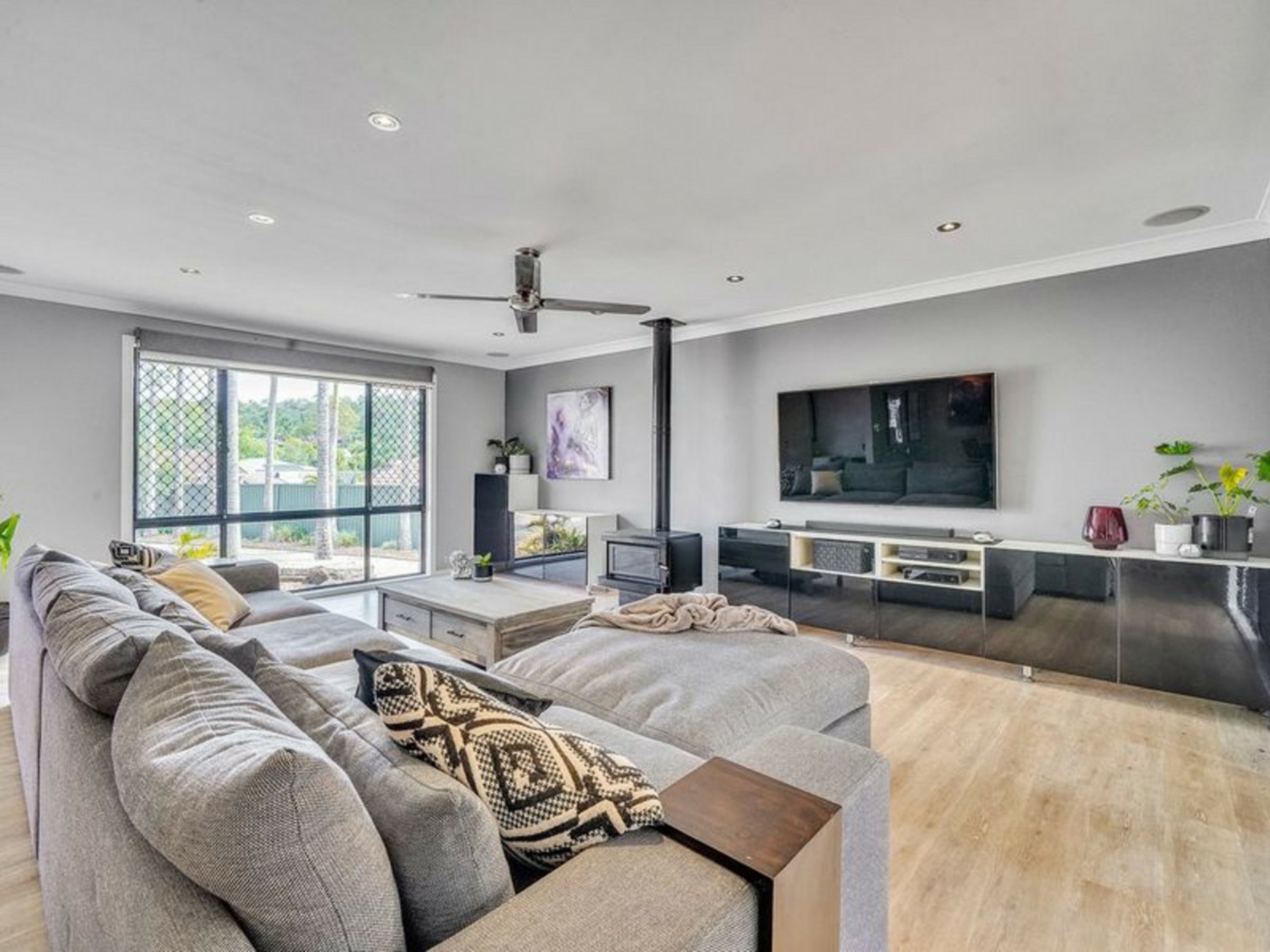 5 Tibouchina Court, HELENSVALE