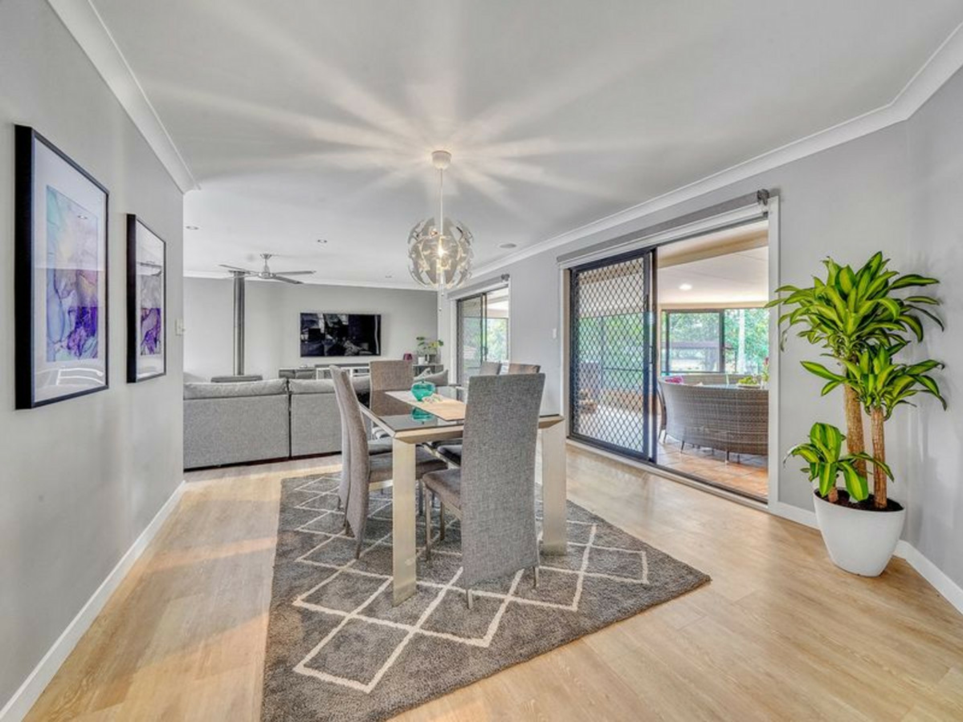 5 Tibouchina Court, HELENSVALE