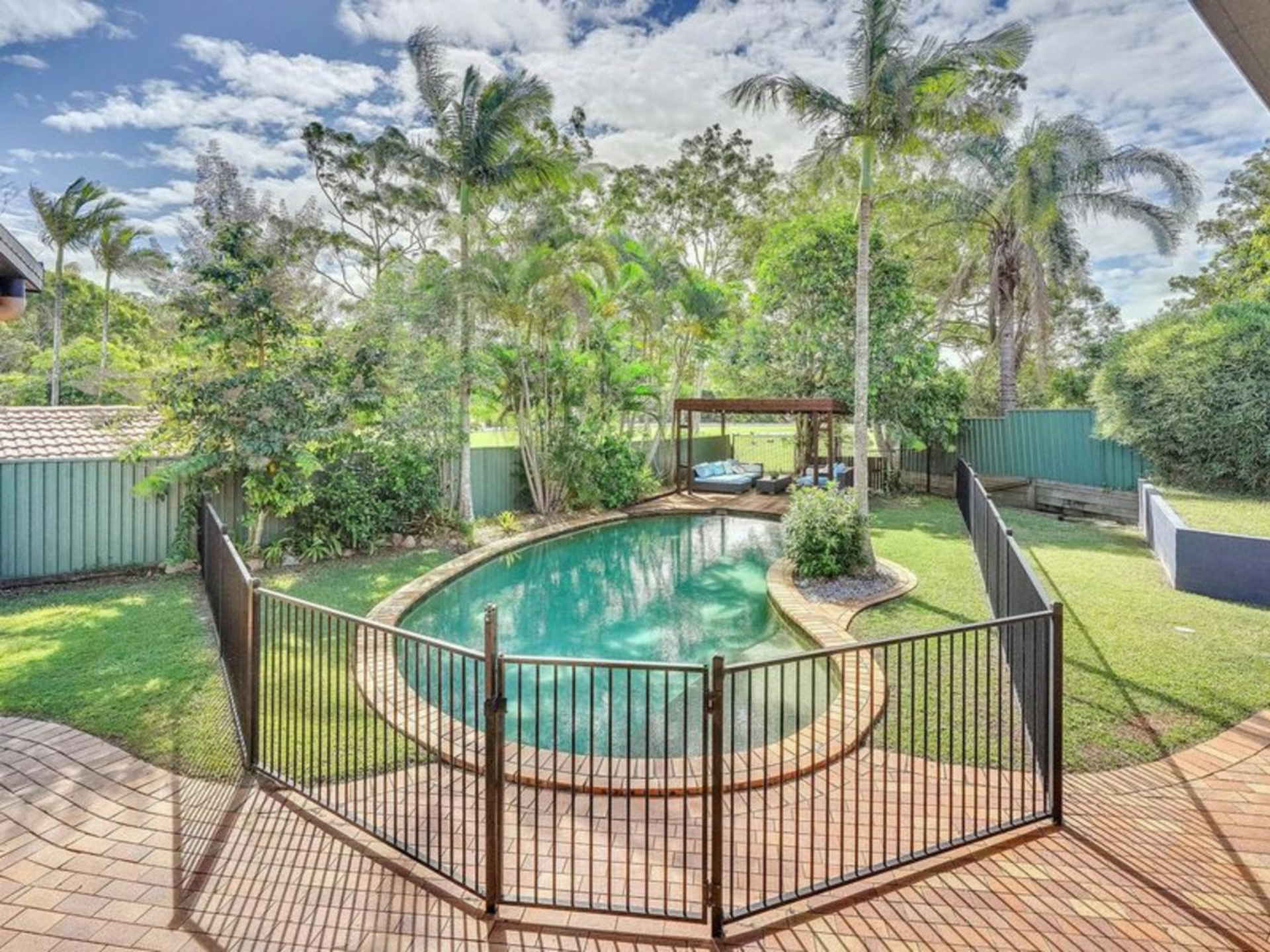 5 Tibouchina Court, HELENSVALE