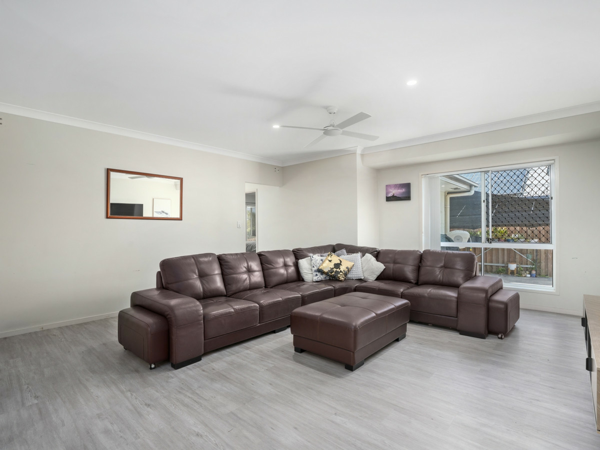 27 Lynbrook Avenue, ORMEAU