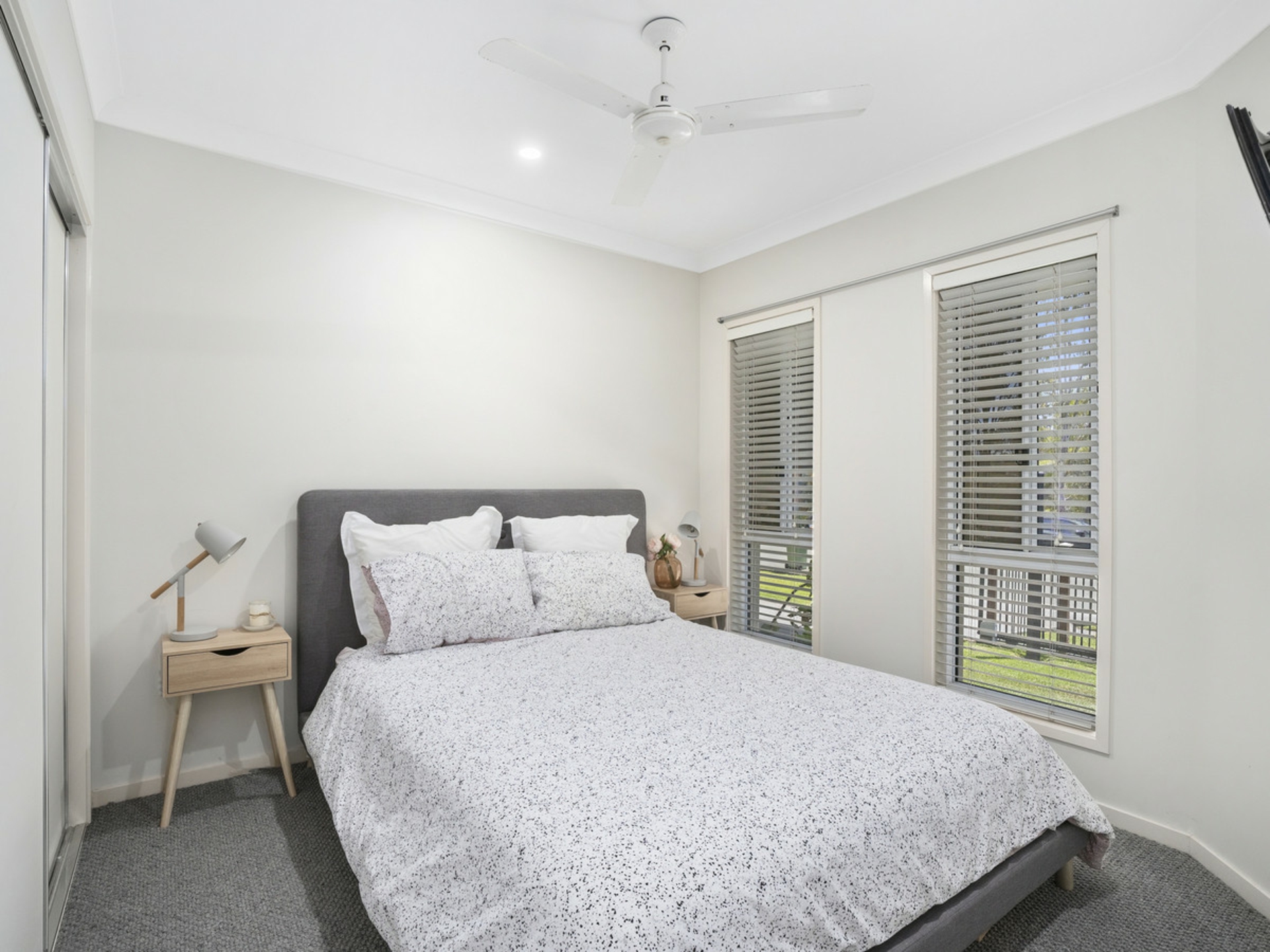 27 Lynbrook Avenue, ORMEAU