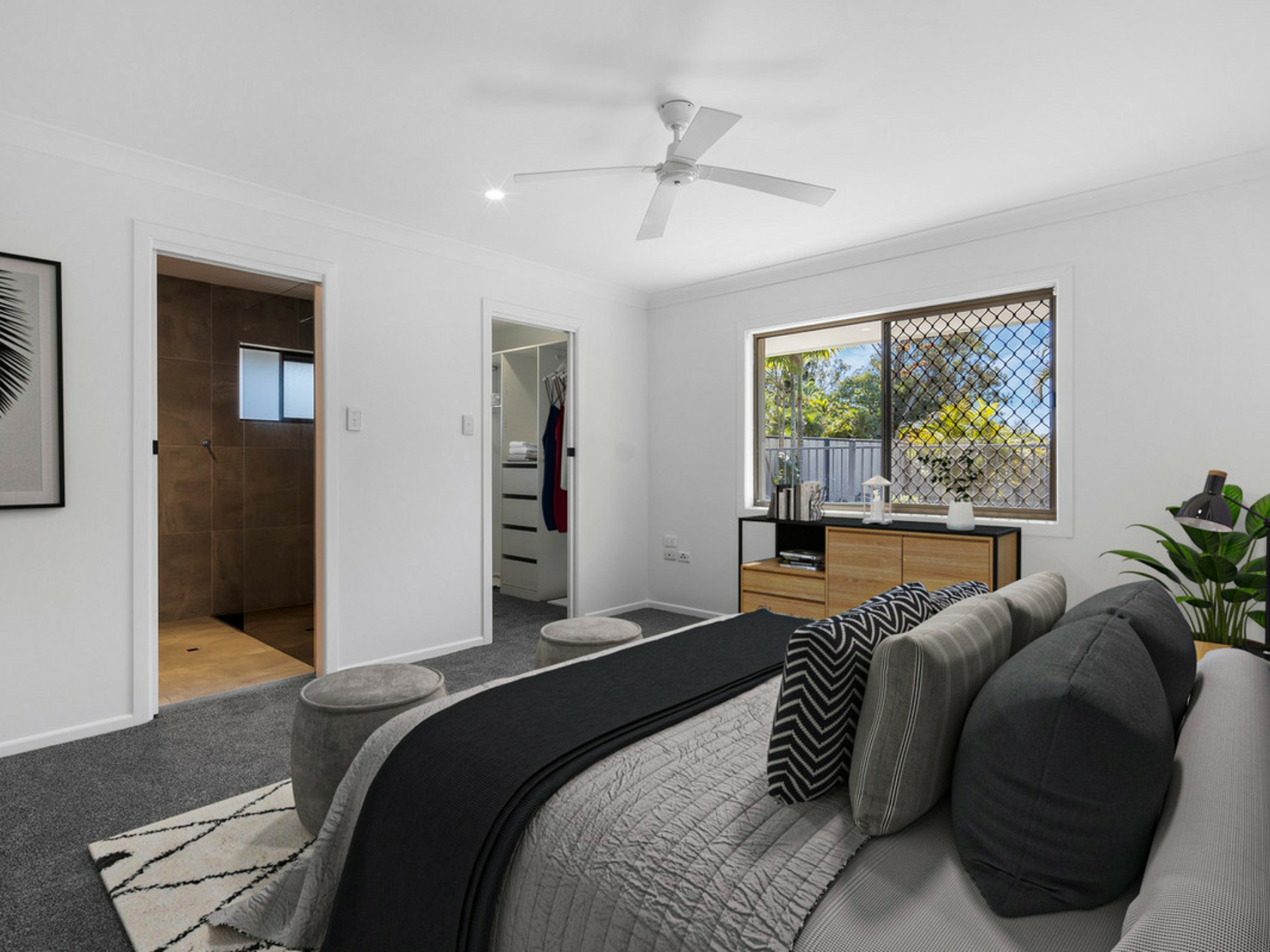 1 Calder Crescent, HELENSVALE