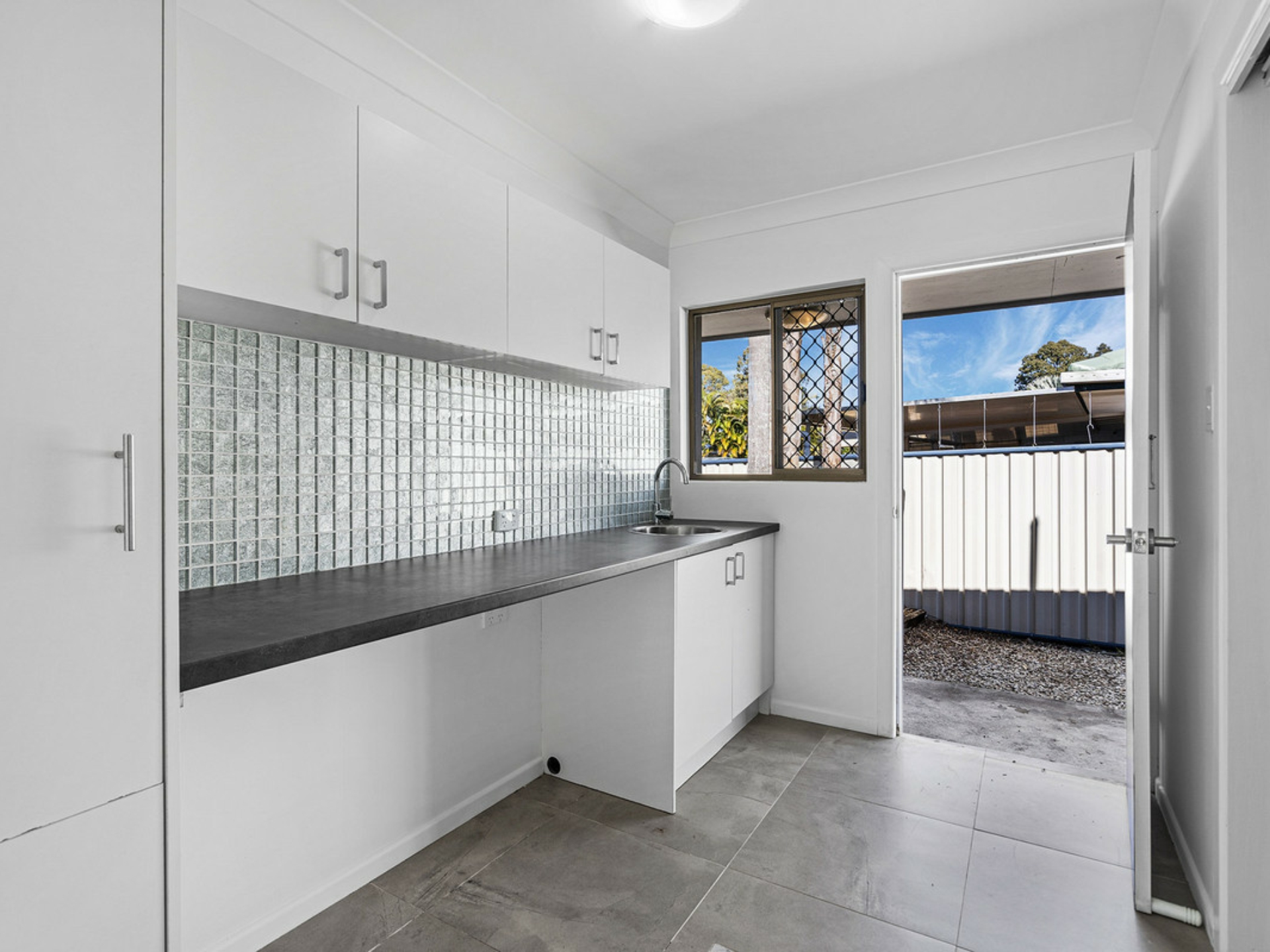 1 Calder Crescent, HELENSVALE