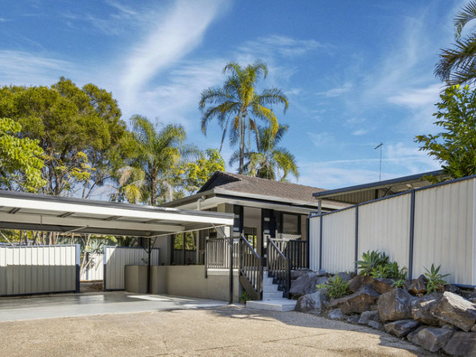 1 Calder Crescent, HELENSVALE