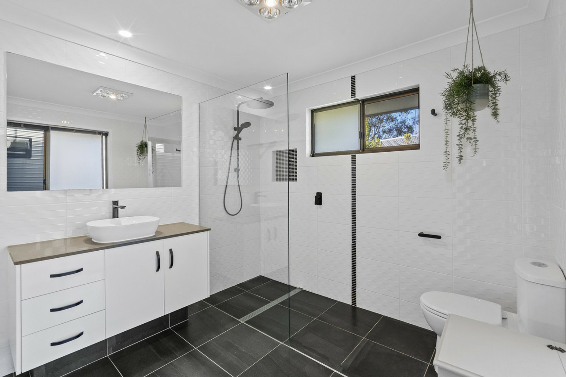 4 Calder Crescent, HELENSVALE