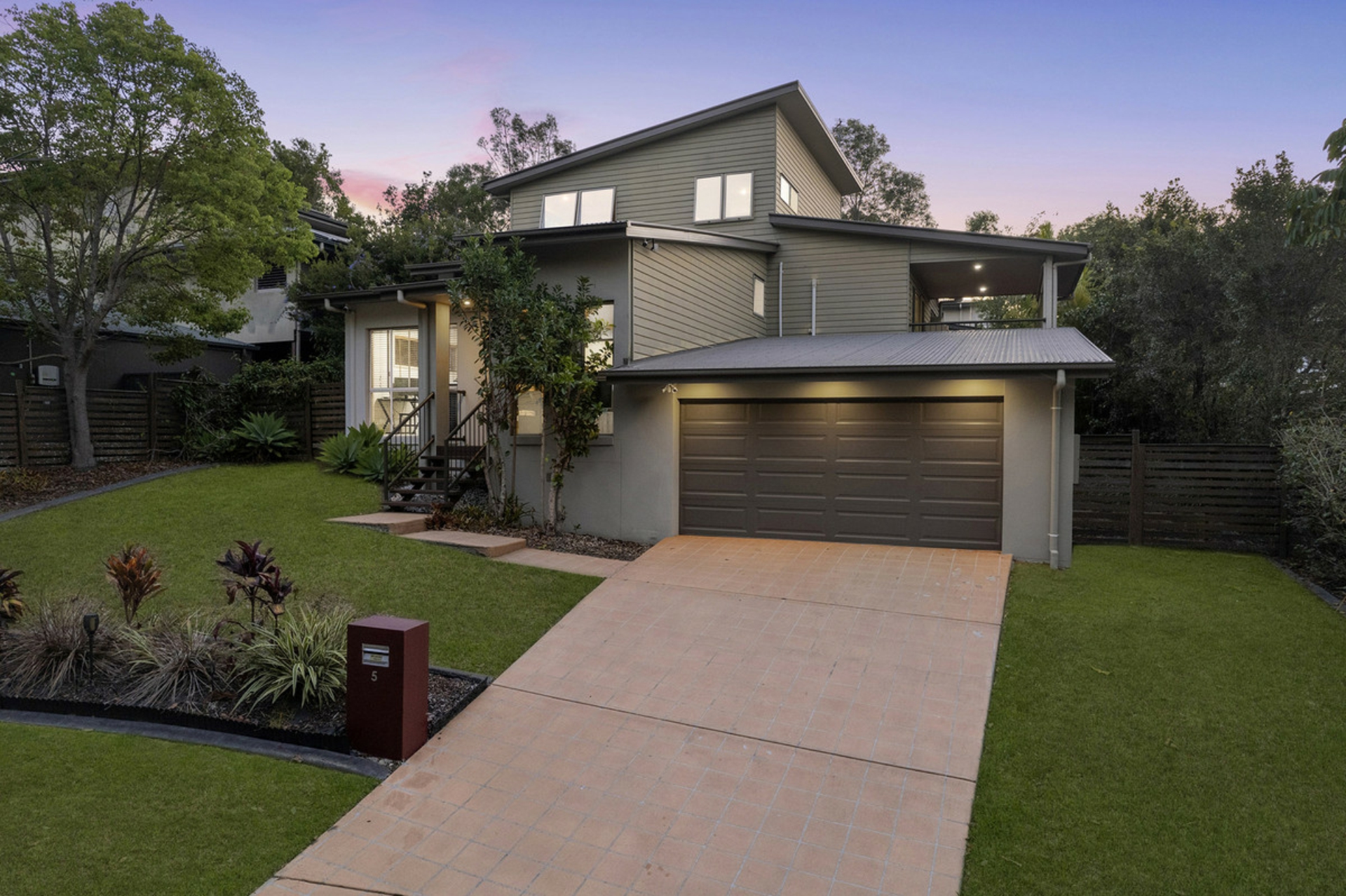 5 Silver Dawn Crescent, OXENFORD