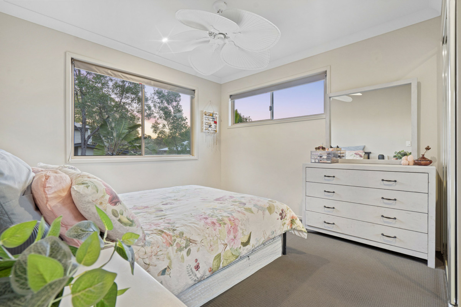 5 Silver Dawn Crescent, OXENFORD