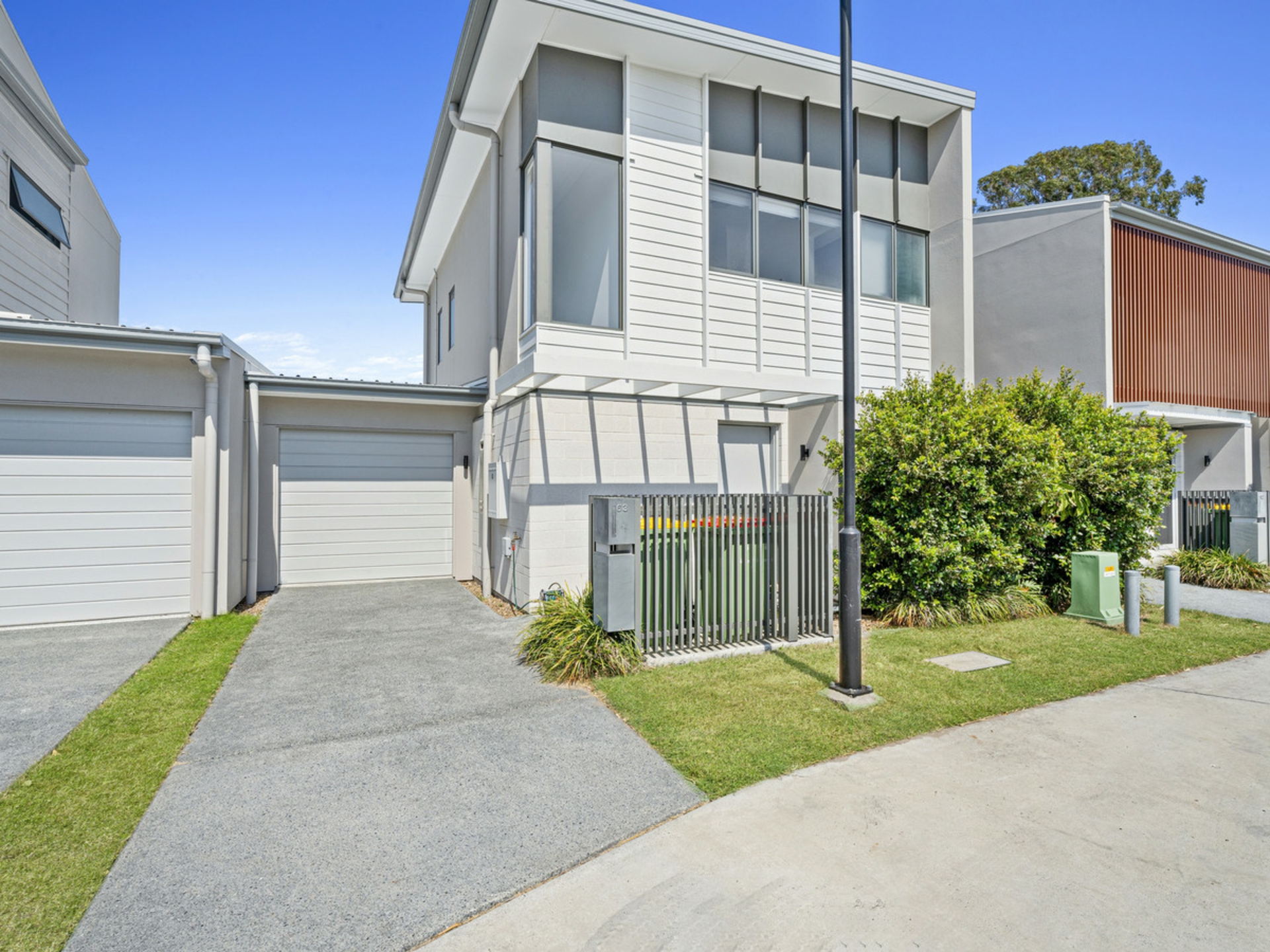 63/1 Lyra Avenue, HOPE ISLAND