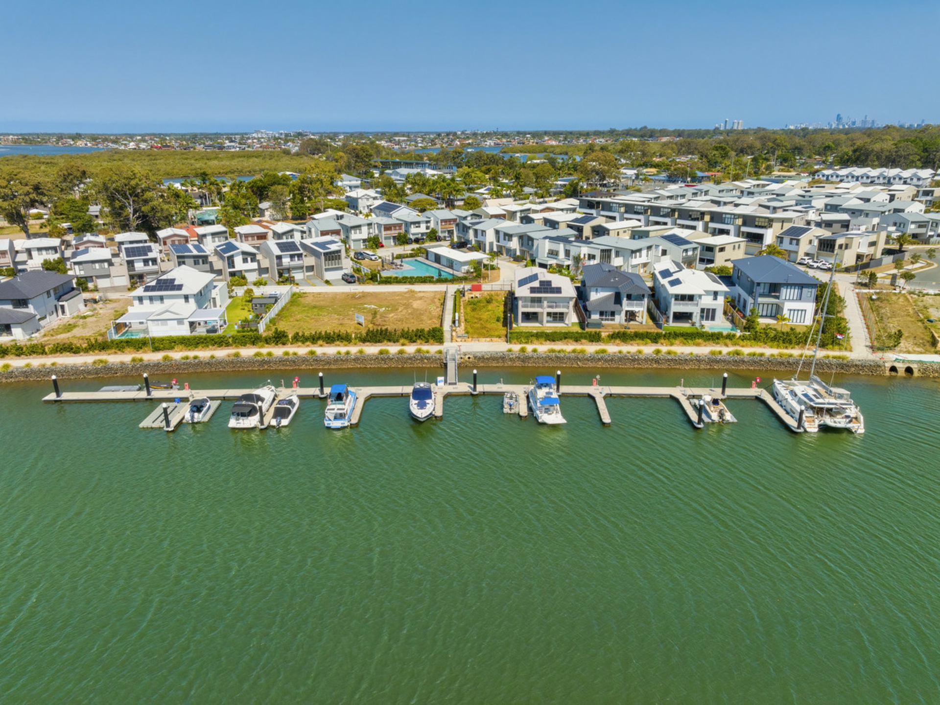 63/1 Lyra Avenue, HOPE ISLAND