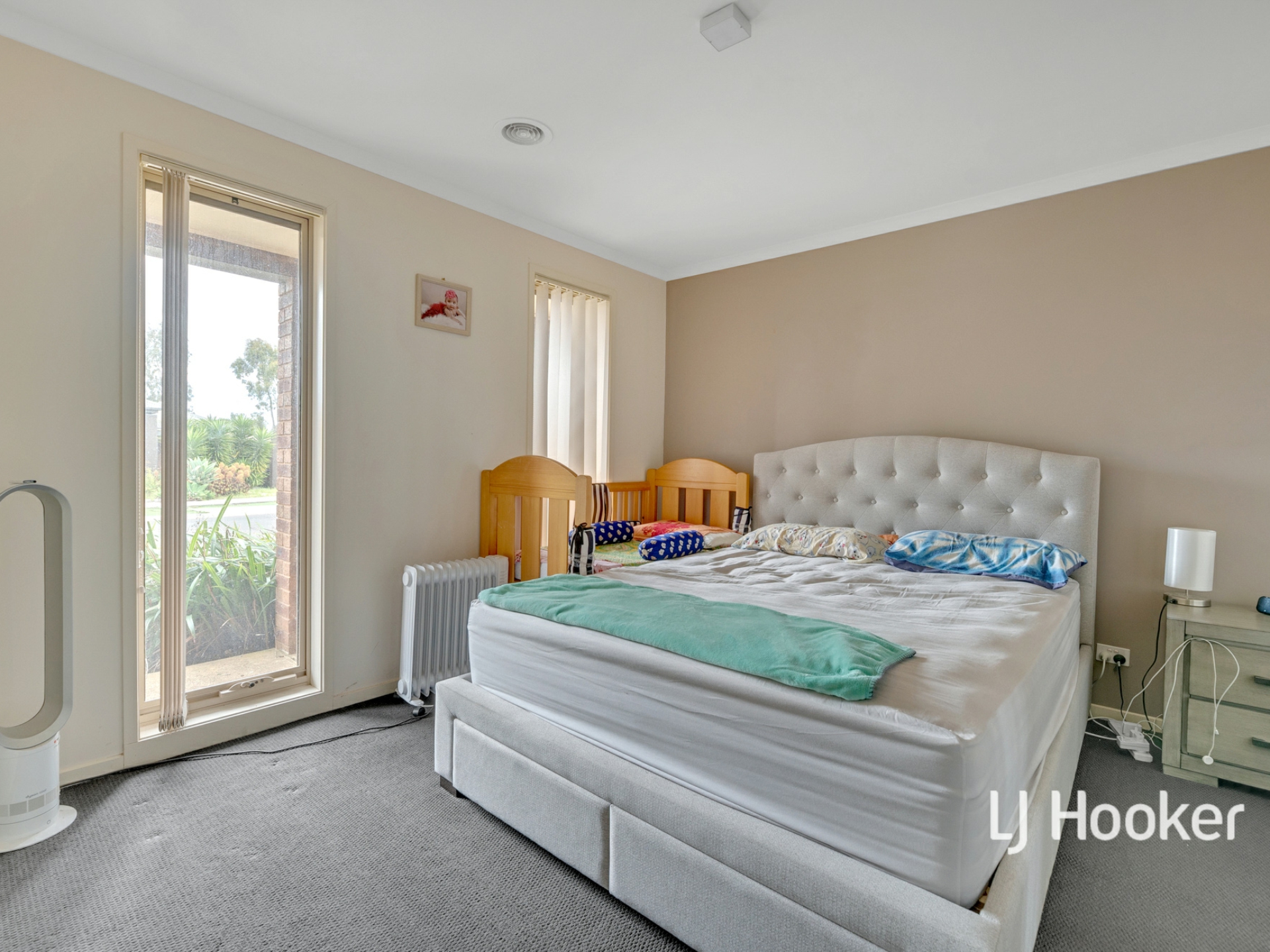 15 Sutton Grove, MELTON WEST