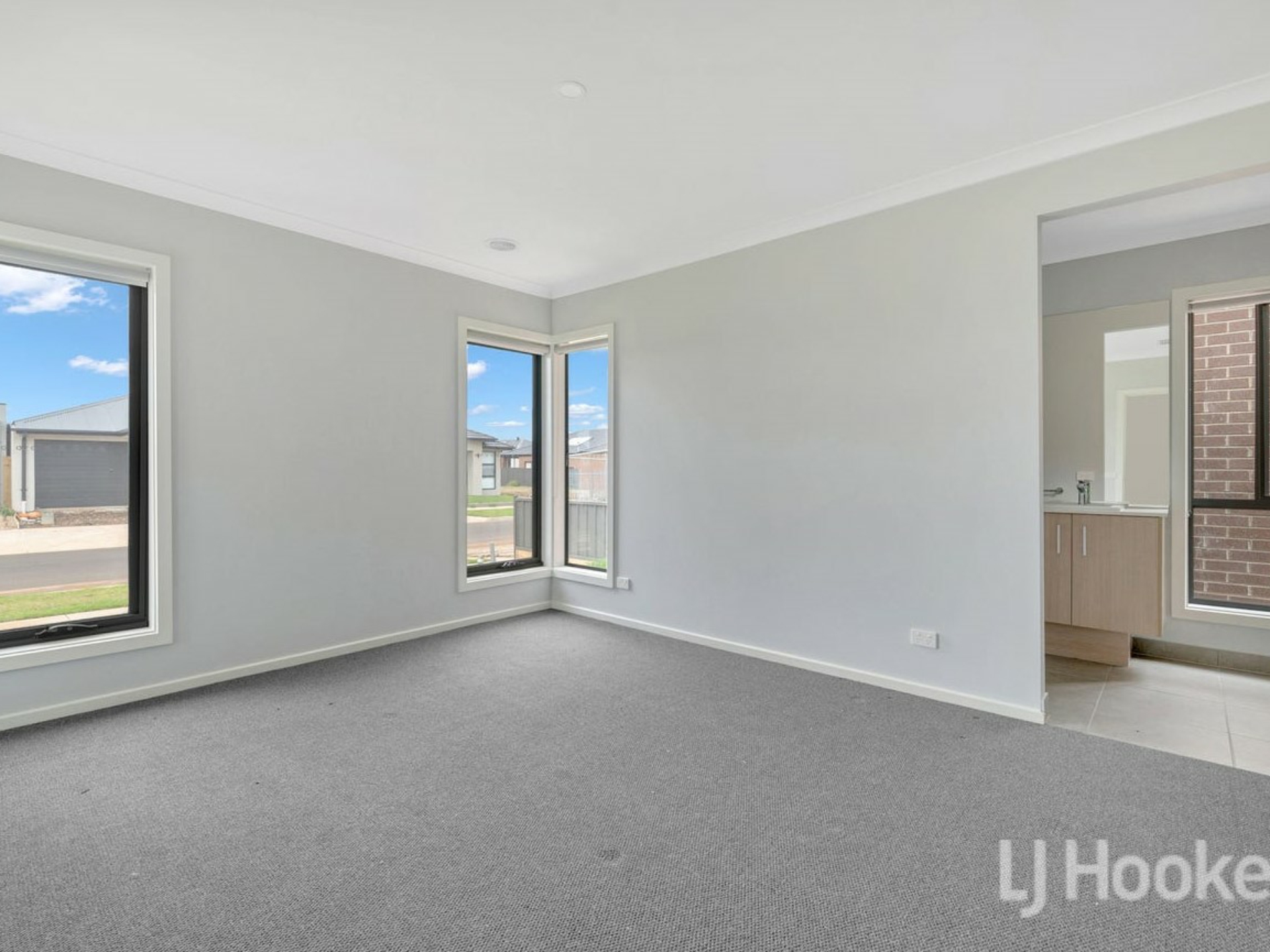 6 Ballad Street, STRATHTULLOH