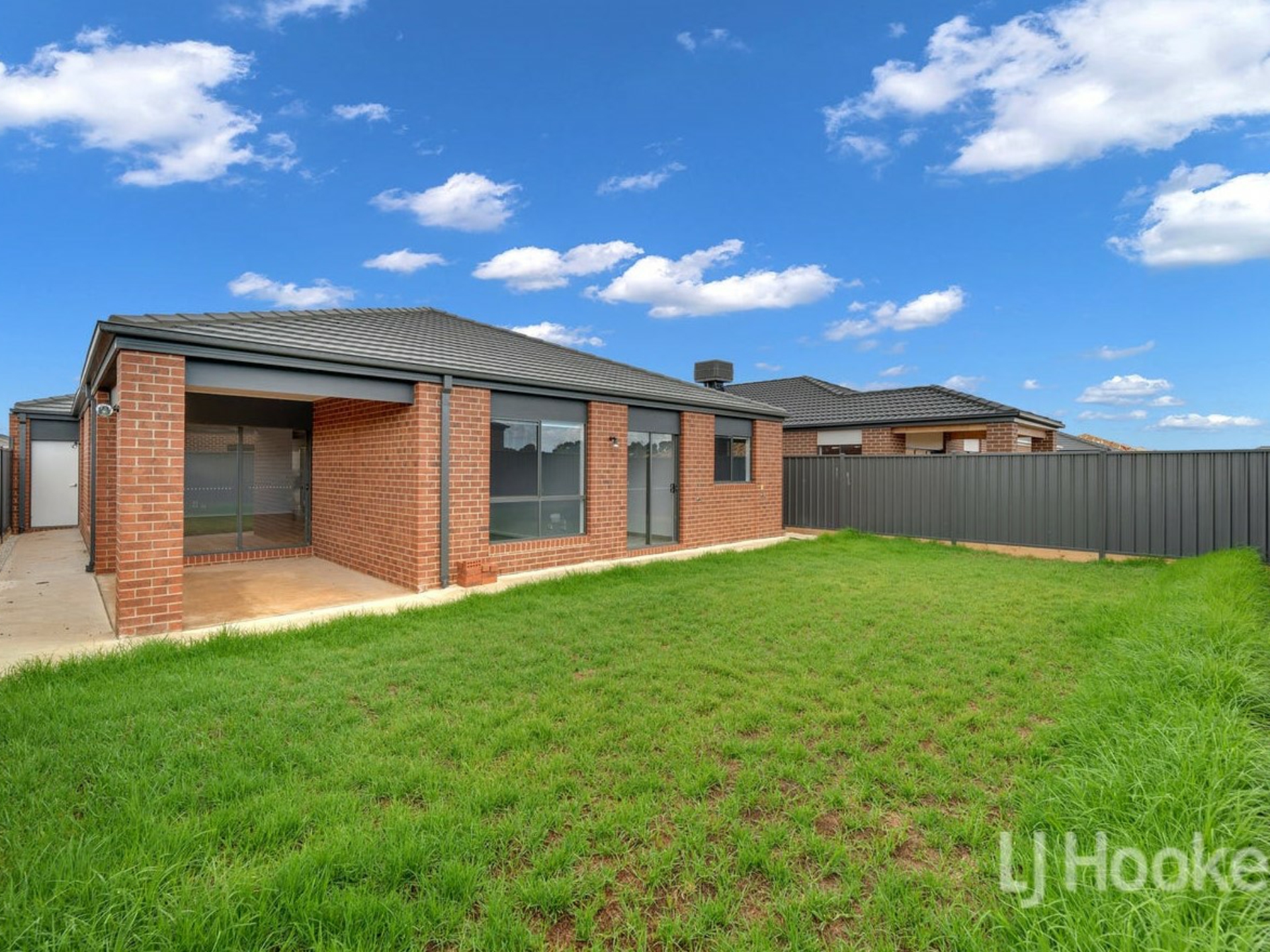 6 Ballad Street, STRATHTULLOH