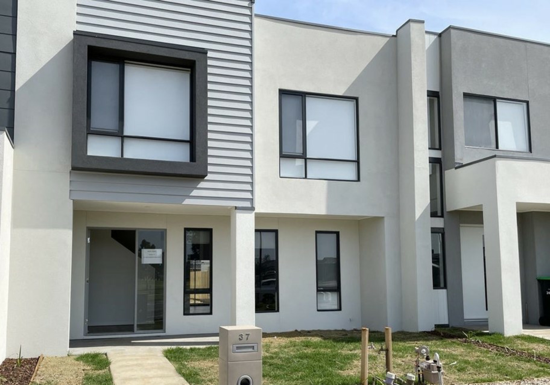 37 Oldbridge Boulevard, WEIR VIEWS
