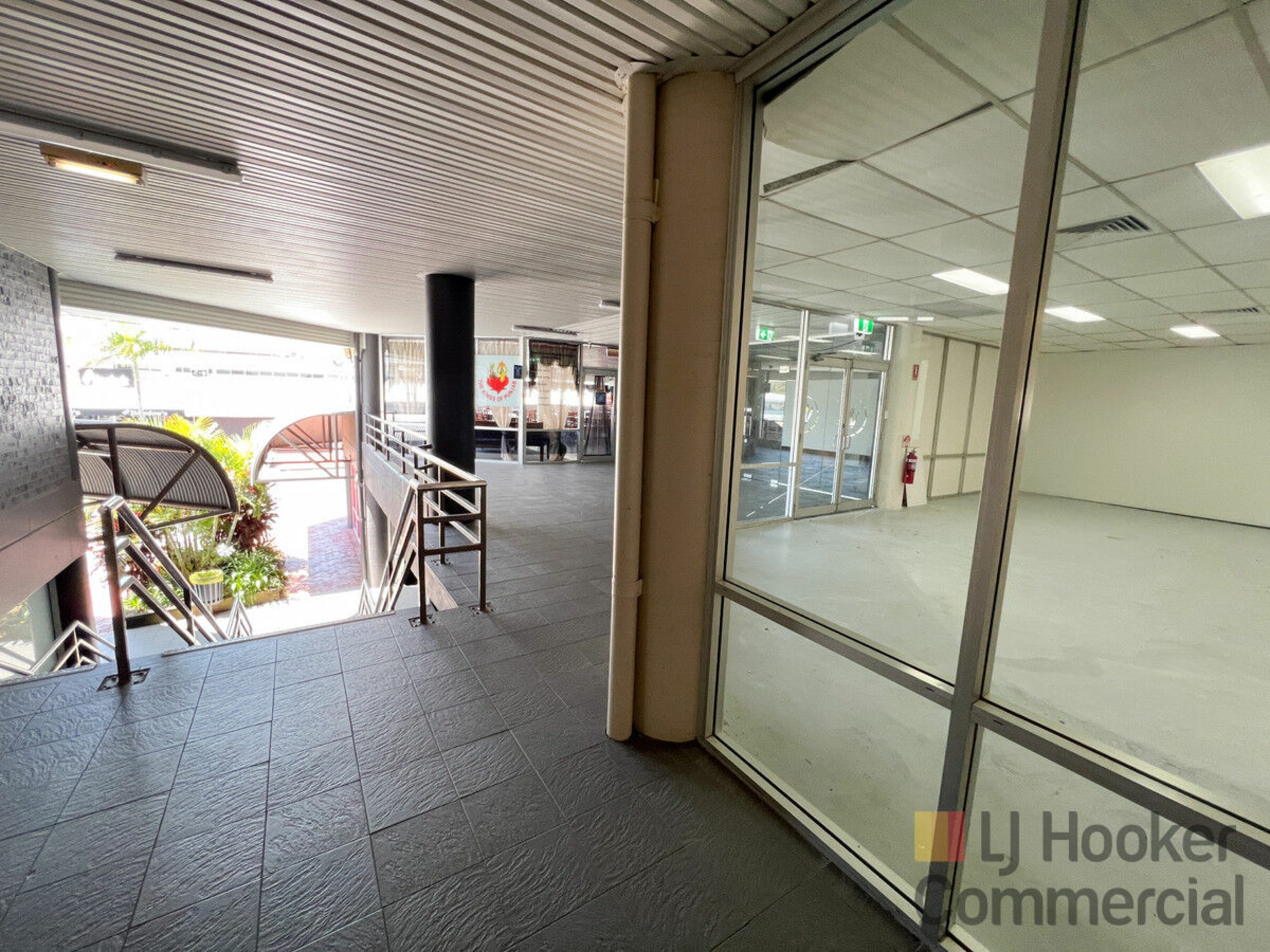 2b&2c/172-176 The Entrance Road Erina NSW - Offices for Lease - LJ Hooker