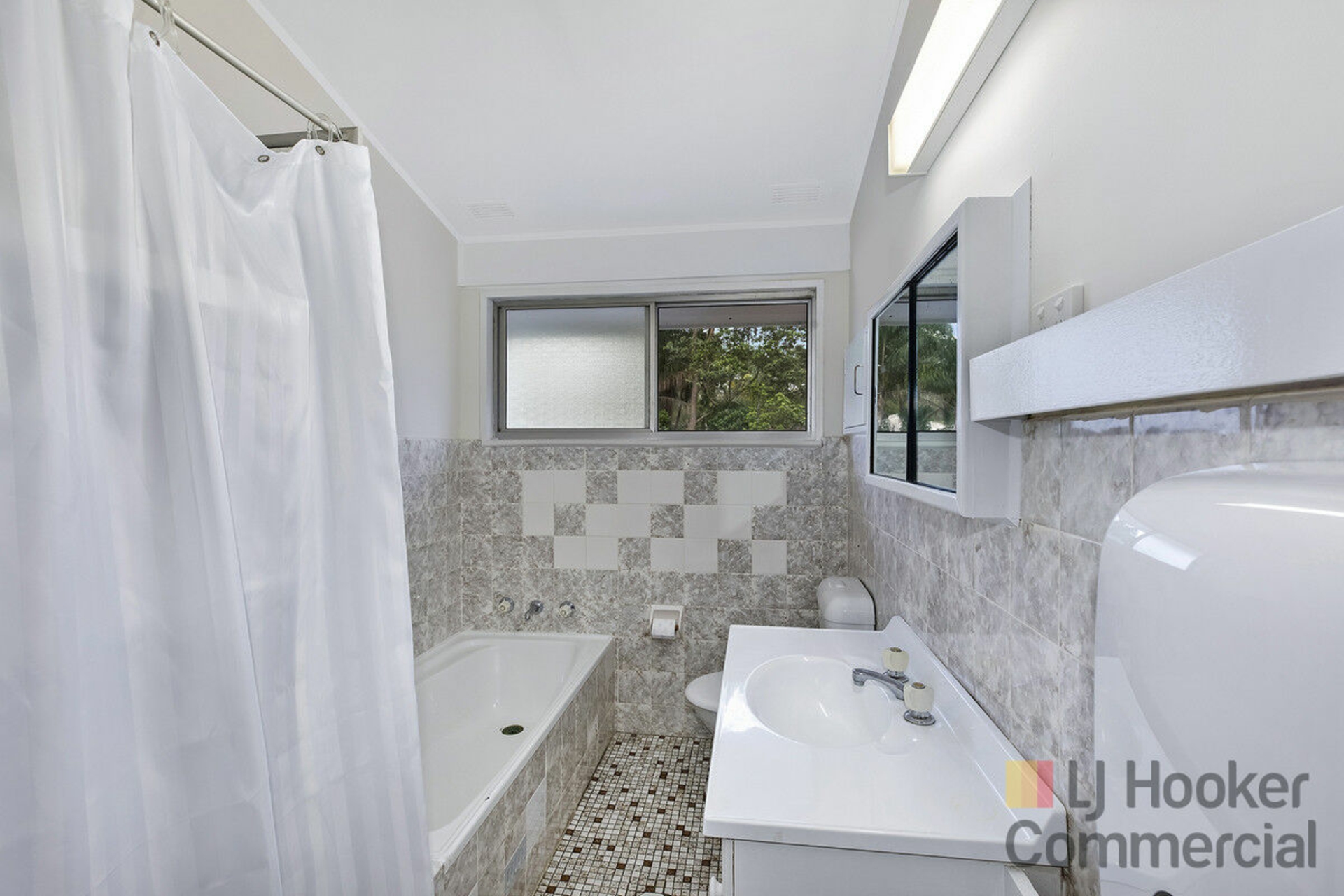 65 Barralong Road, ERINA
