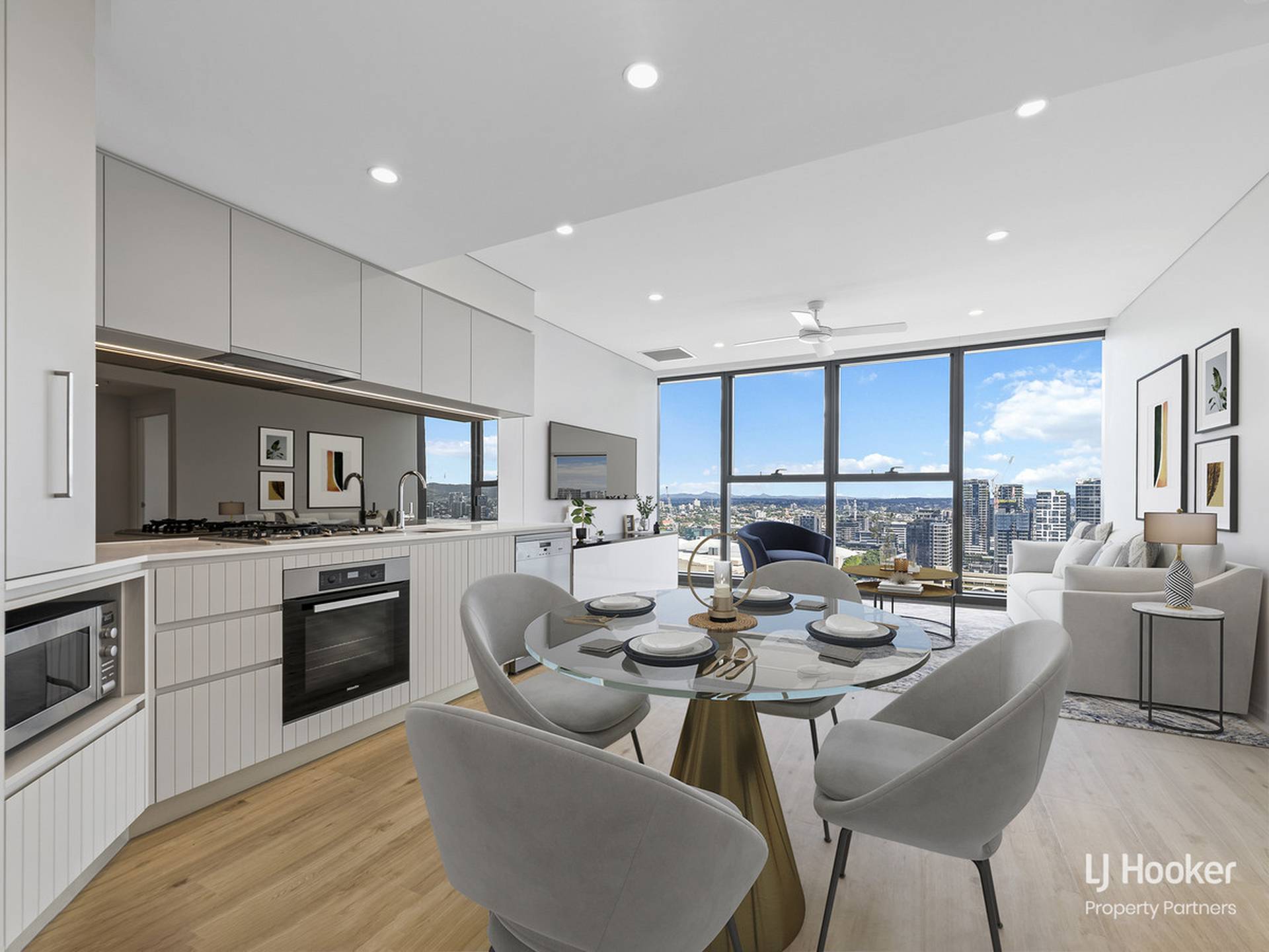 2303/8 Adelaide Street — photo 2 of 26