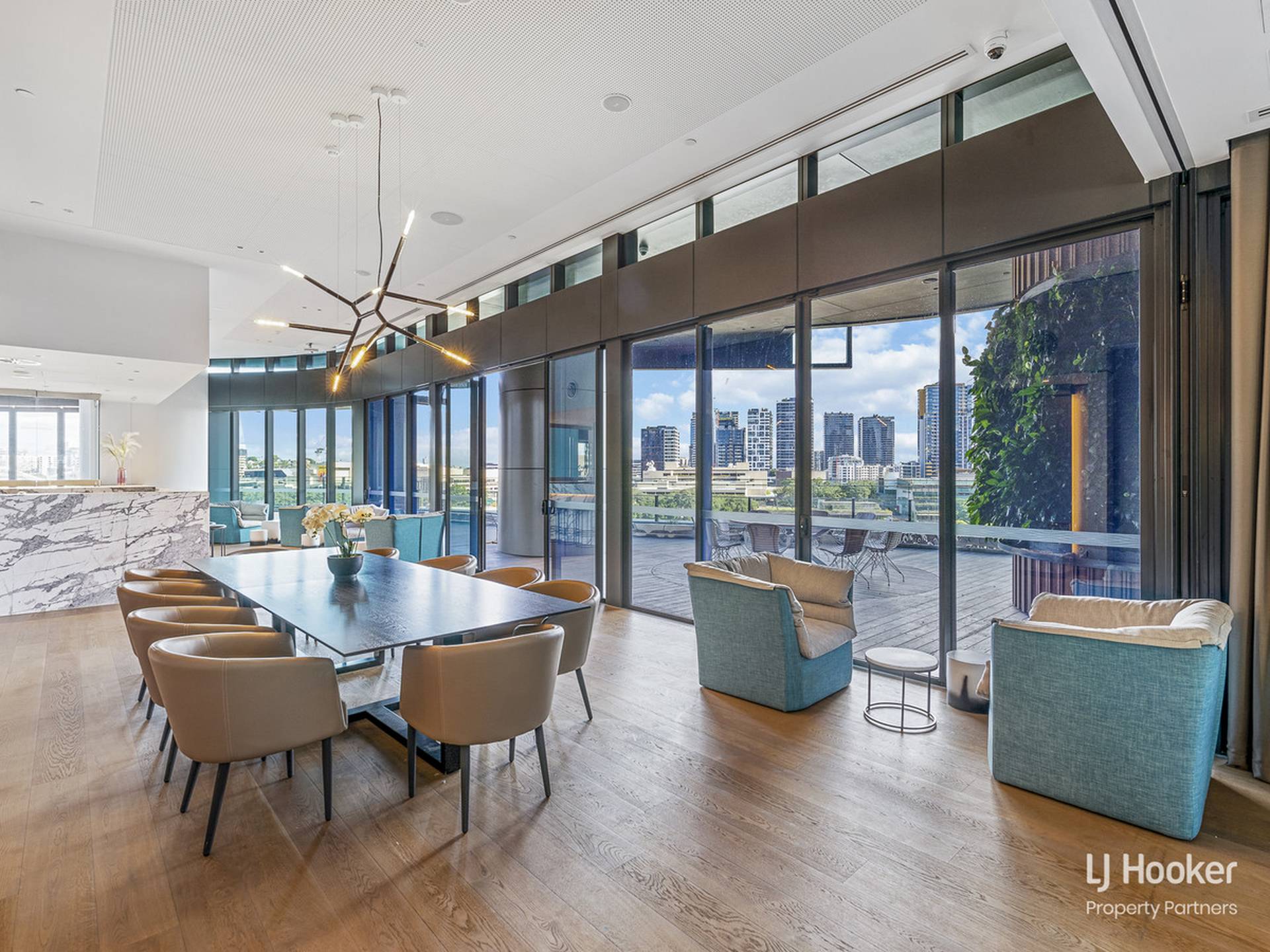 2303/8 Adelaide Street — photo 16 of 26