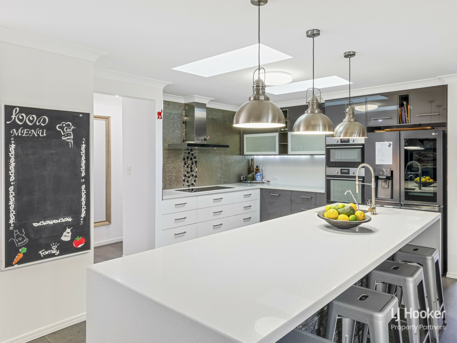 1 Flora Court — photo 13 of 26