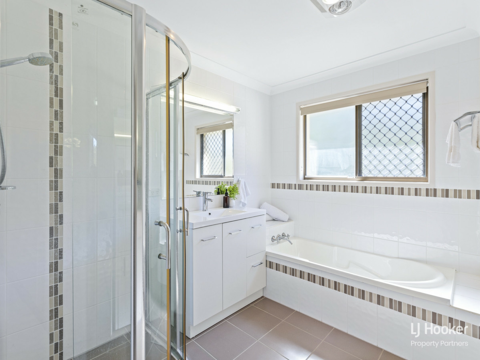 51 Coleman Crescent, SPRINGWOOD