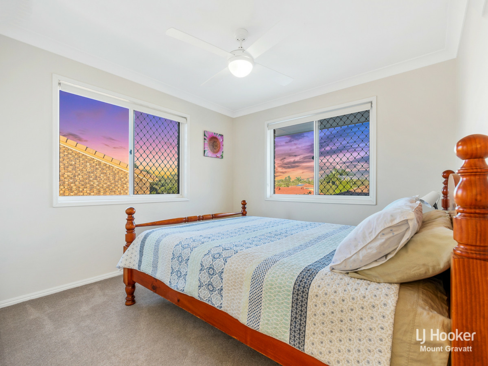23 Blue Grass Crescent, EIGHT MILE PLAINS