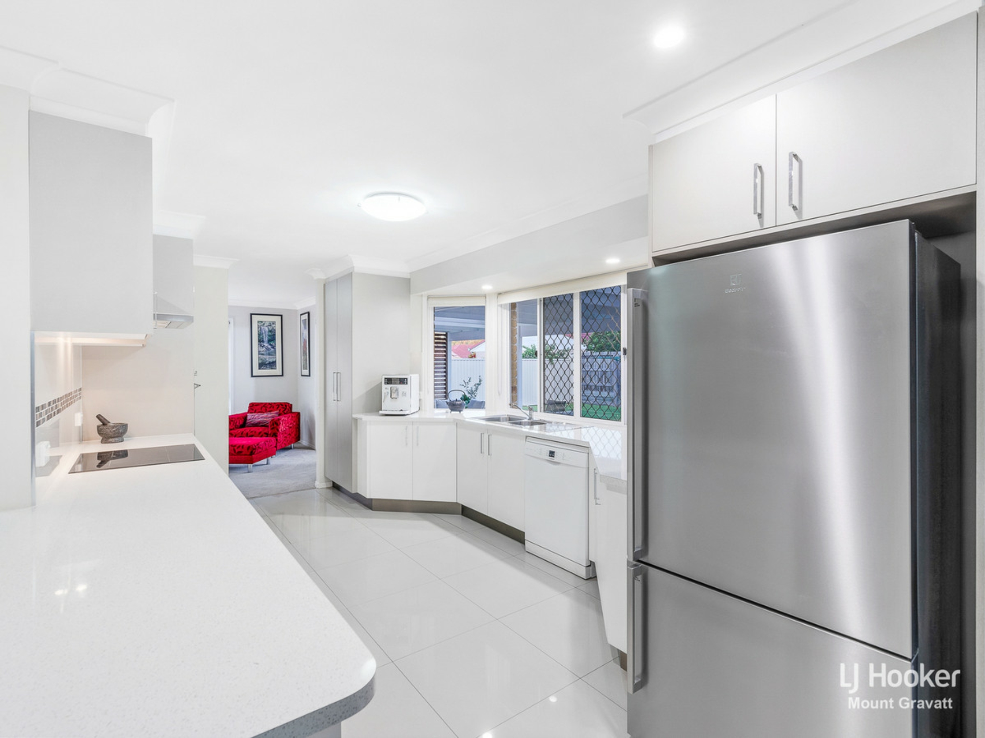 23 Blue Grass Crescent, EIGHT MILE PLAINS