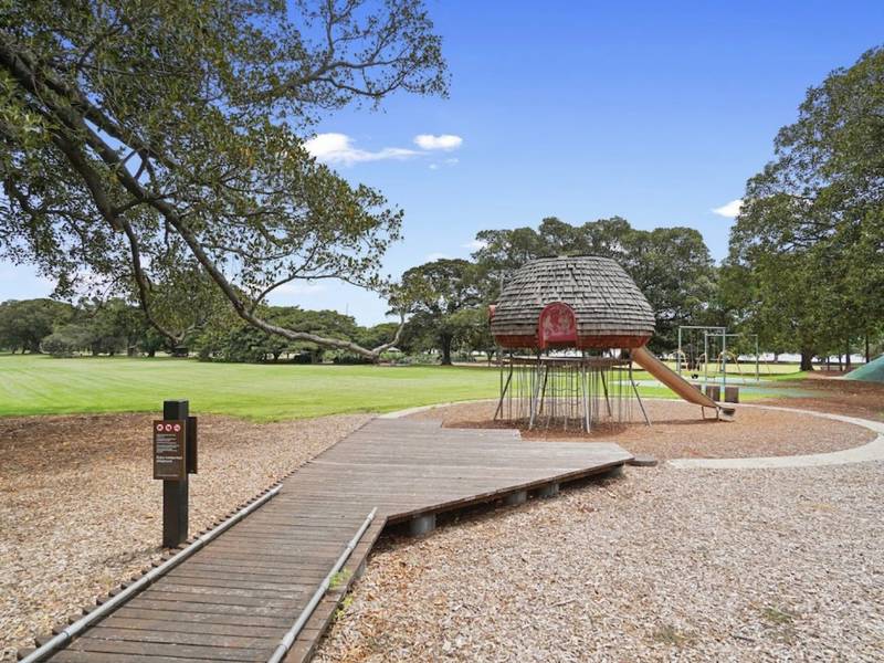 22 Eglinton Road, GLEBE
