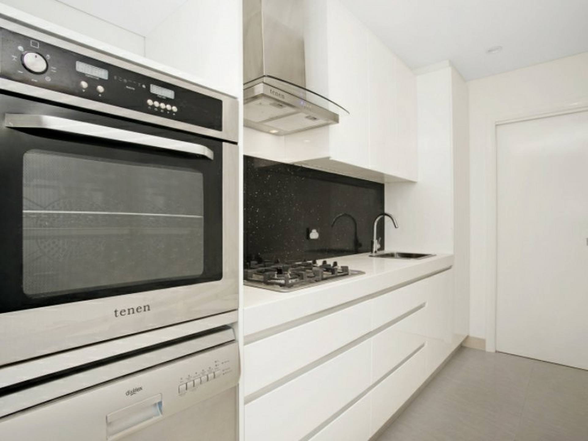4/62 Hall Street, BONDI BEACH
