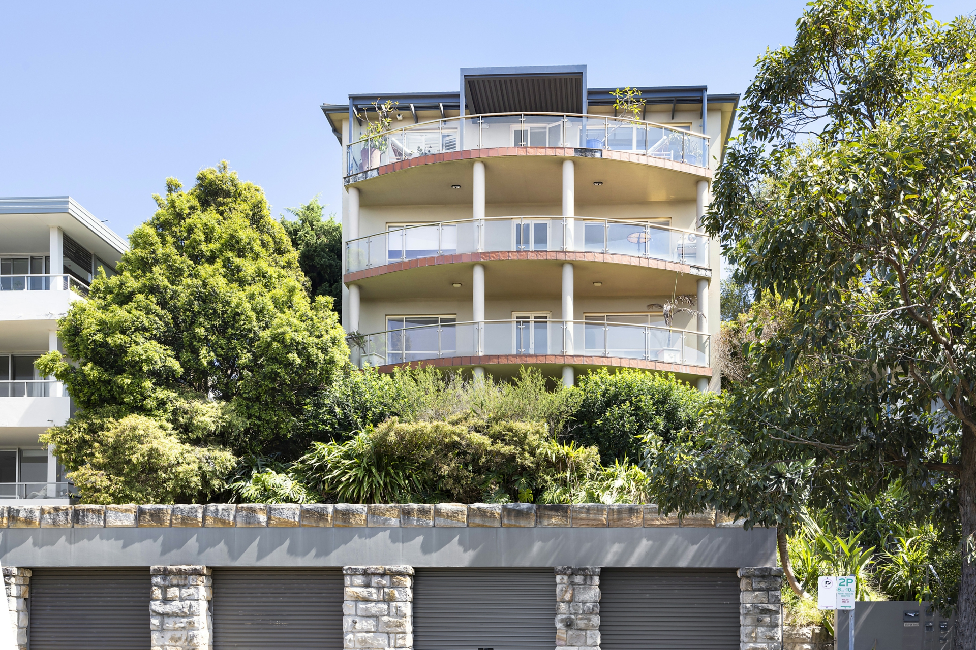 2/6A Francis Street — photo 9 of 9