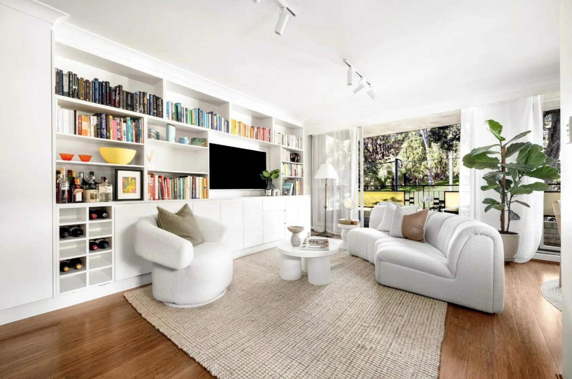 3/29-31 Paul Street — photo from LJ Hooker Bondi Junction