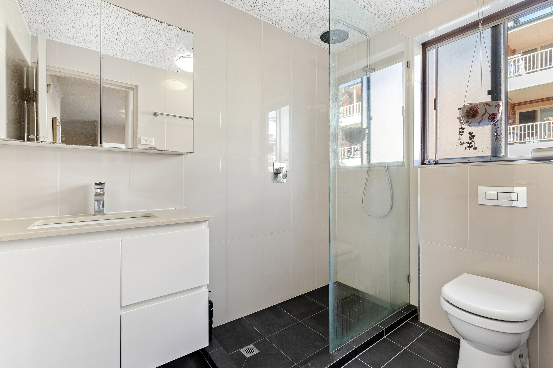 7/85 Doncaster Avenue — photo 4 of 5