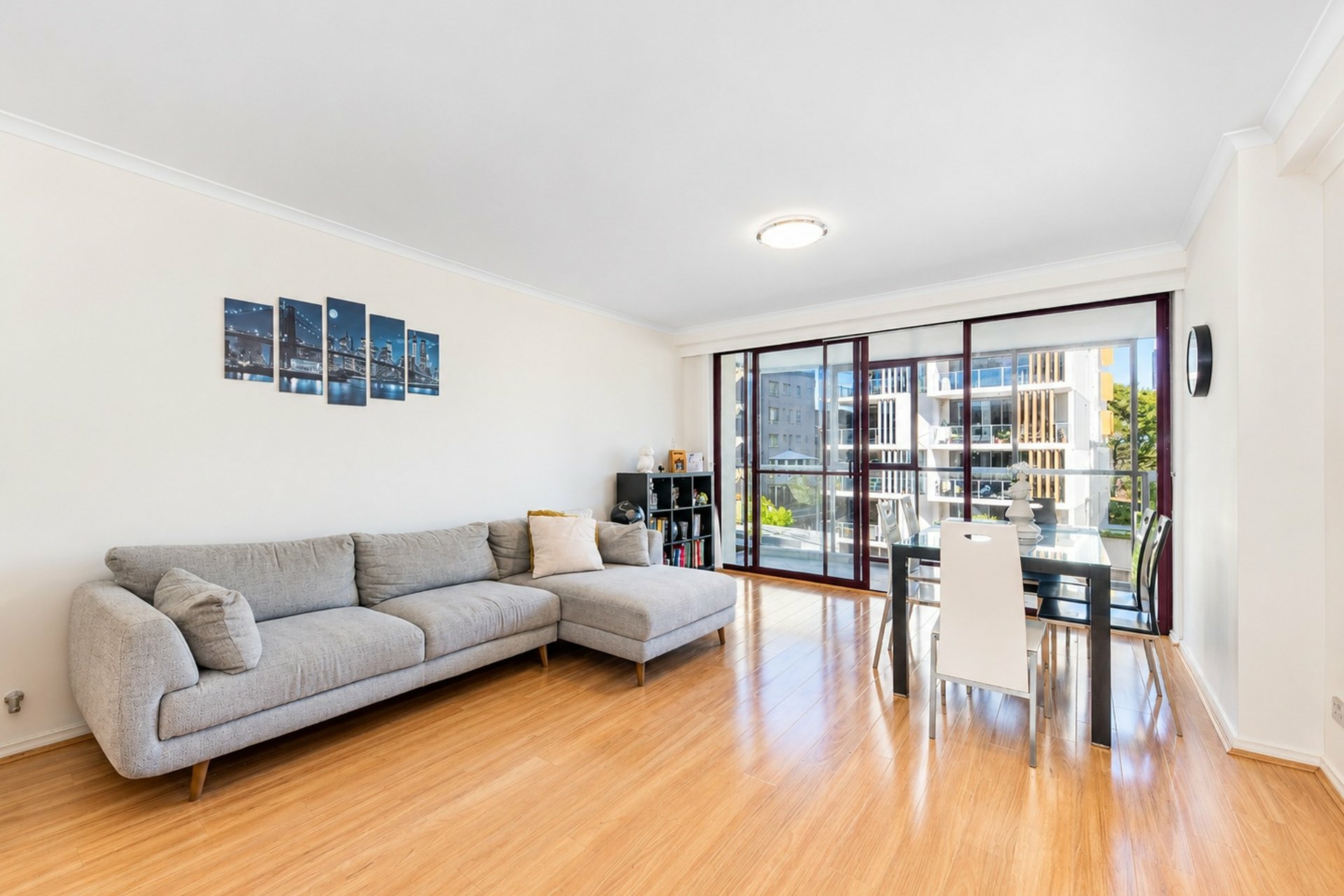 131/18-34 Waverley Street — photo from LJ Hooker Bondi Junction