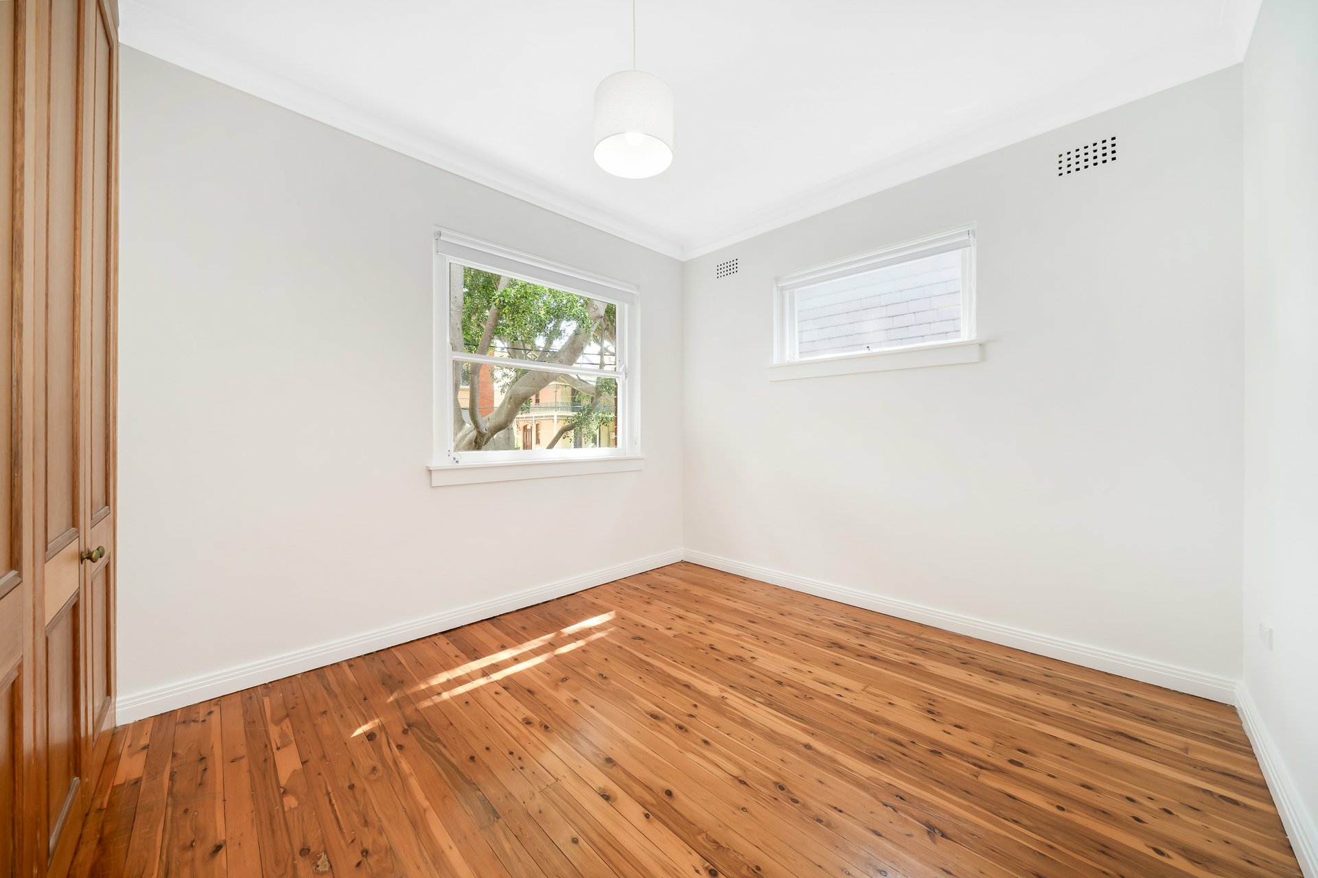 5/11 Porter Street — photo 2 of 7