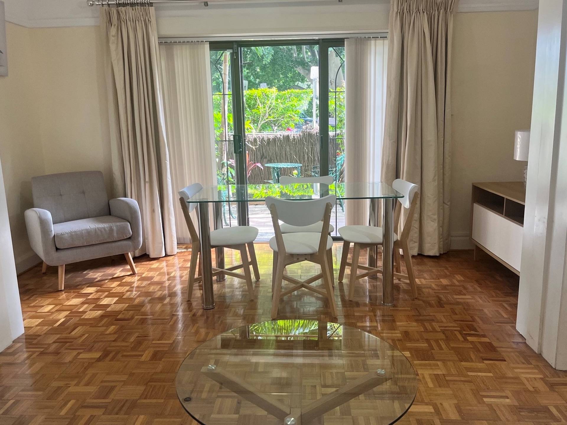 1/2 New Beach Road, DARLING POINT