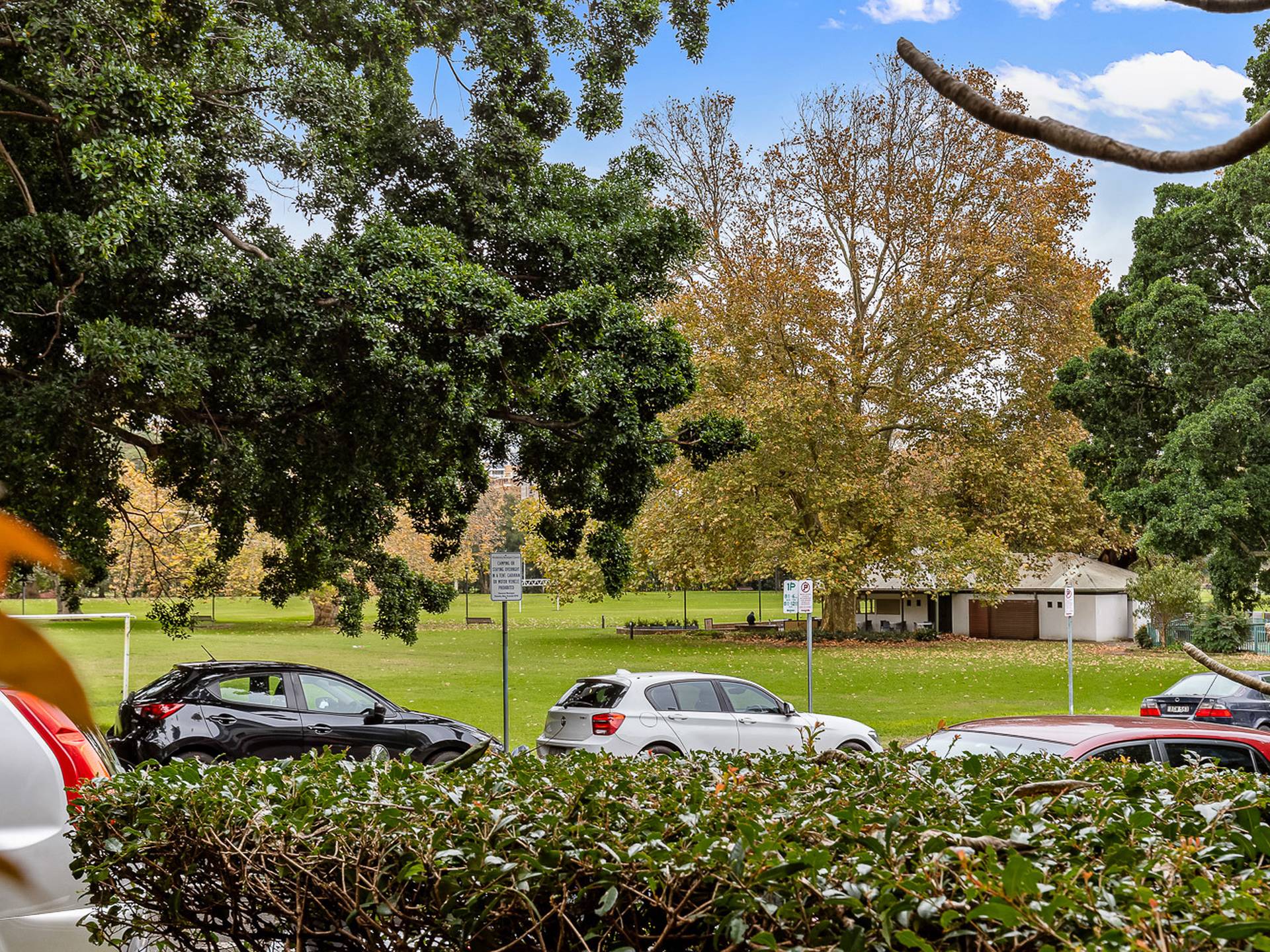 1/2 New Beach Road, DARLING POINT