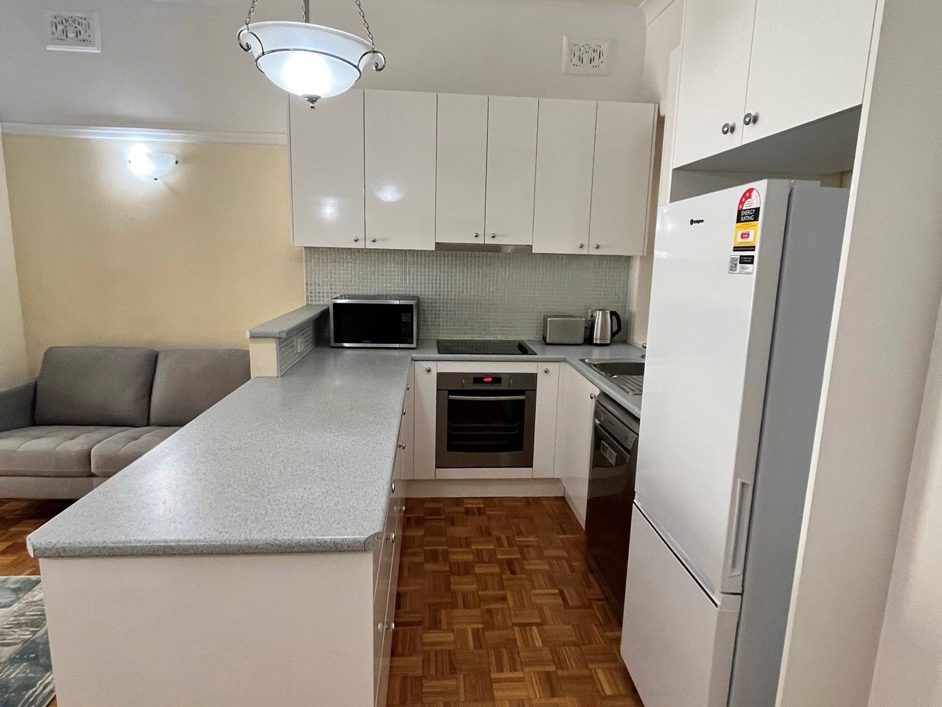 1/2 New Beach Road, DARLING POINT