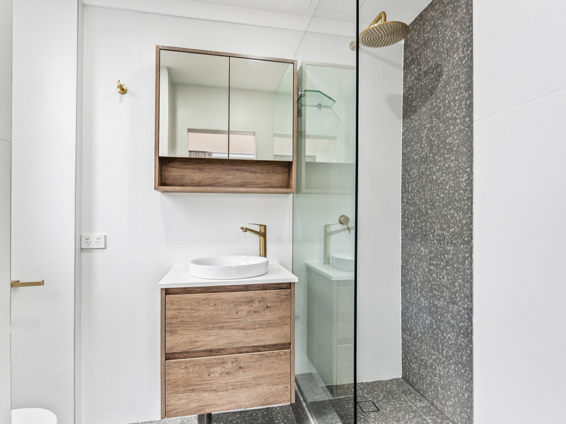 15/83 Old South Head Road, BONDI JUNCTION