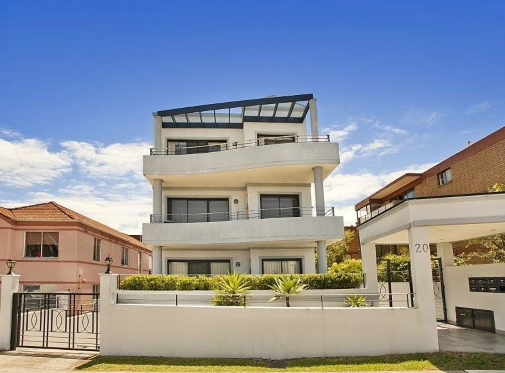 1/20 Military Road, NORTH BONDI