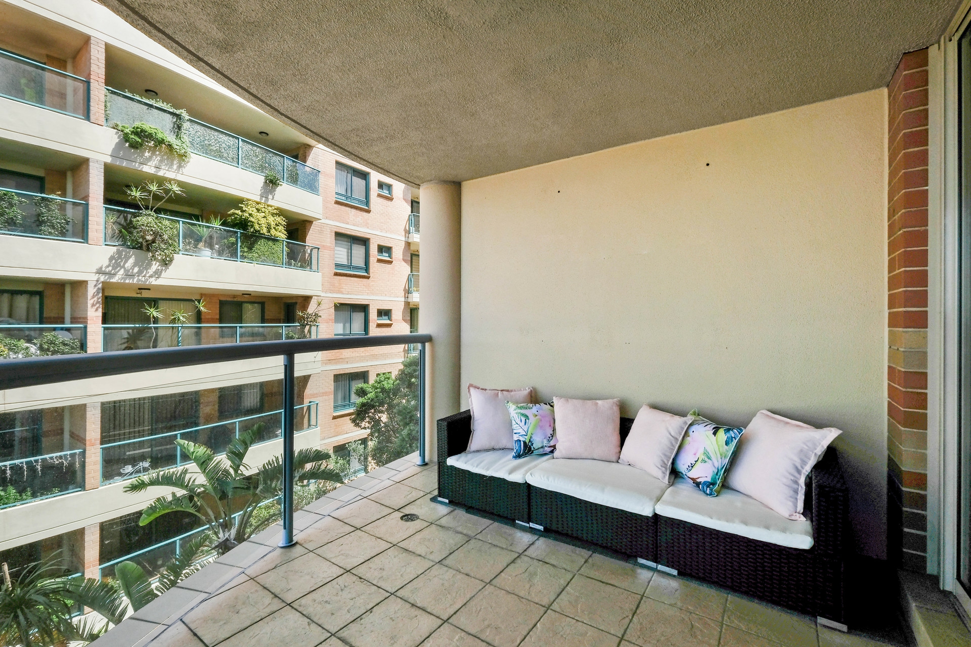 18/17-25 Spring Street, Bondi Junction