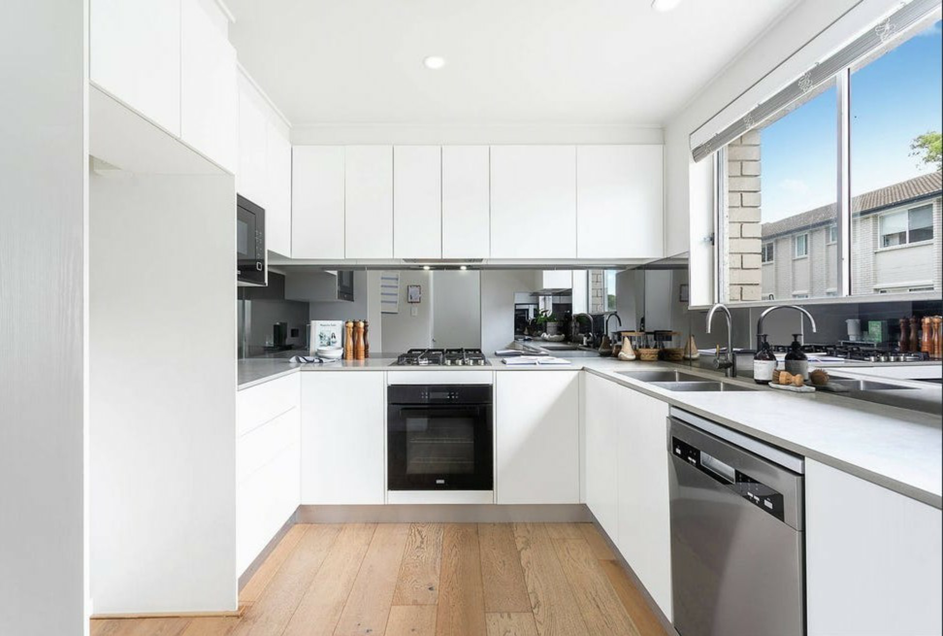 3/10 Henrietta Street, WAVERLEY