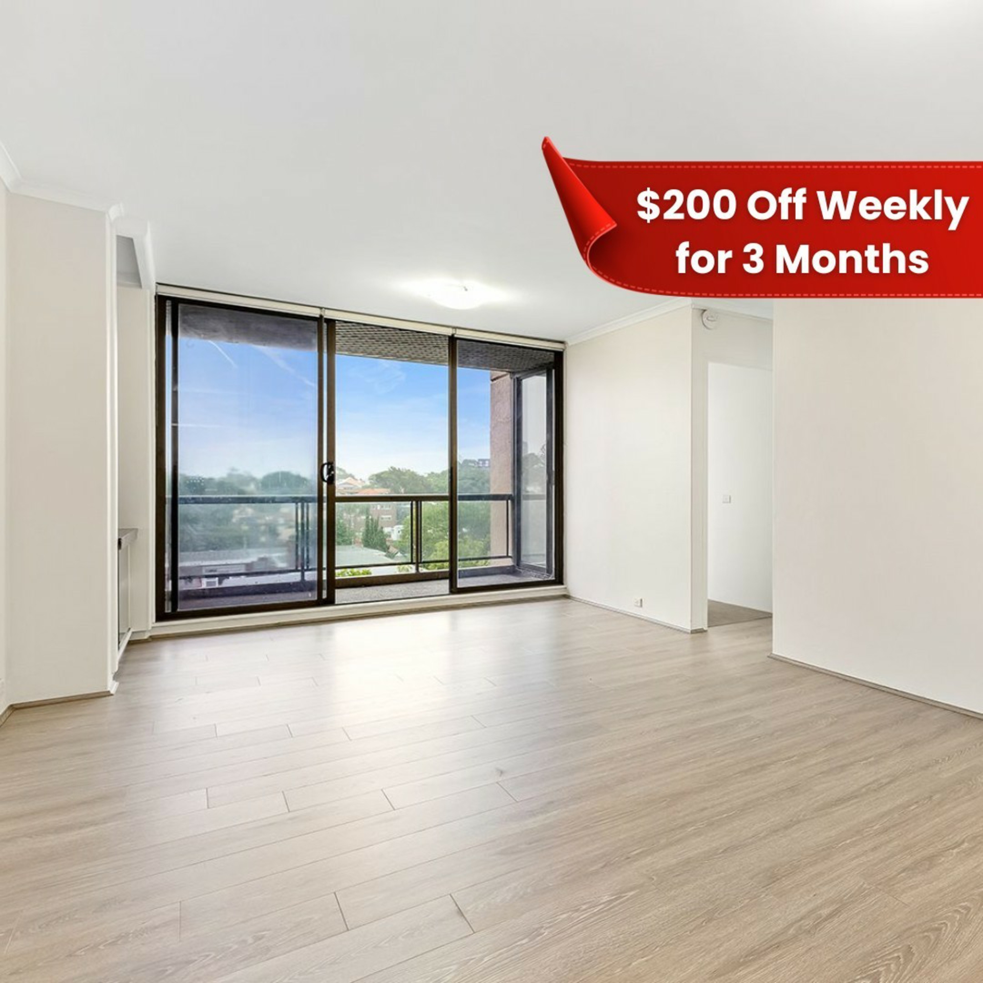 37/22-28 Penkivil Street, BONDI
