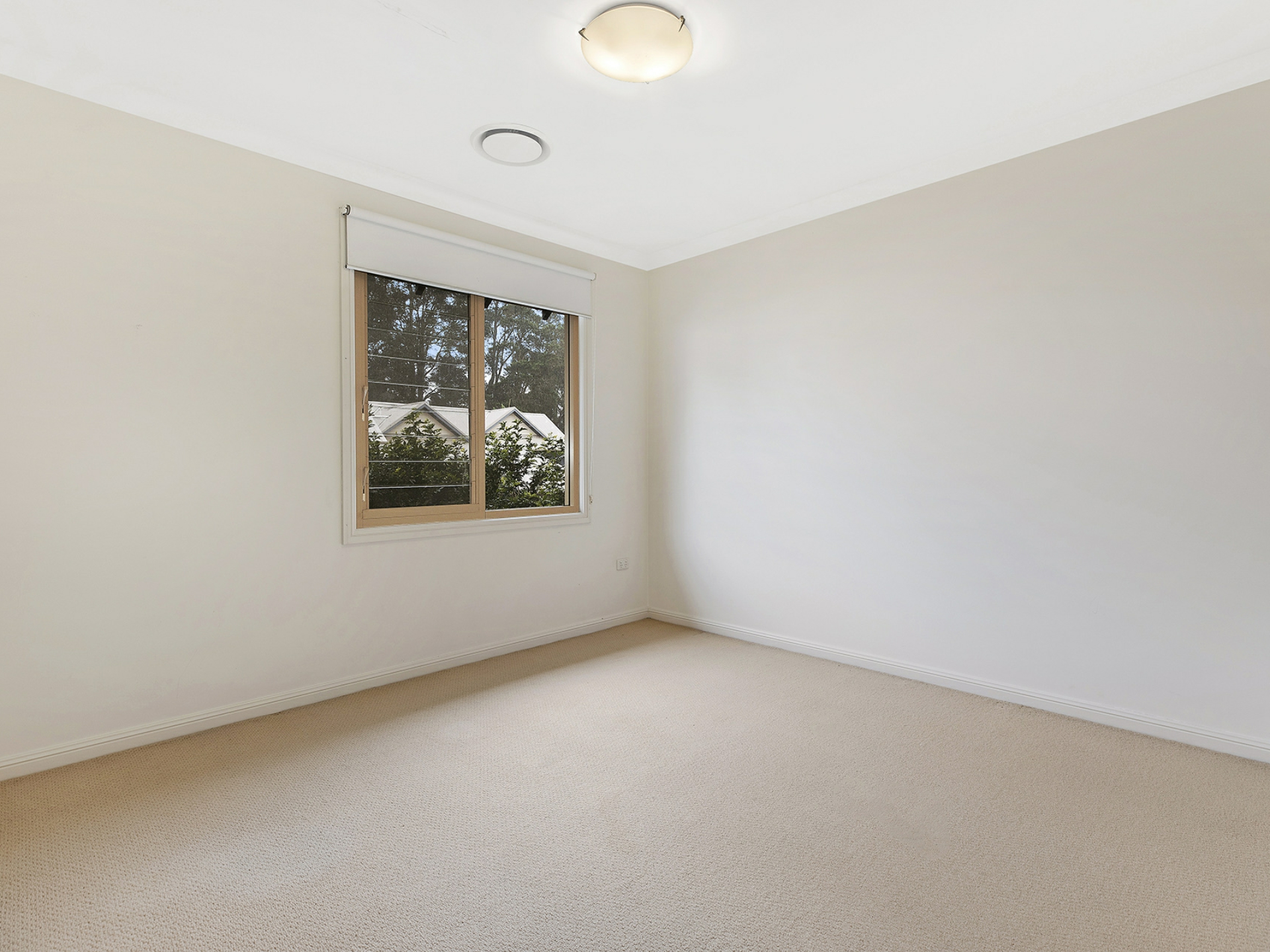 17/41-55 Terrigal Drive, TERRIGAL