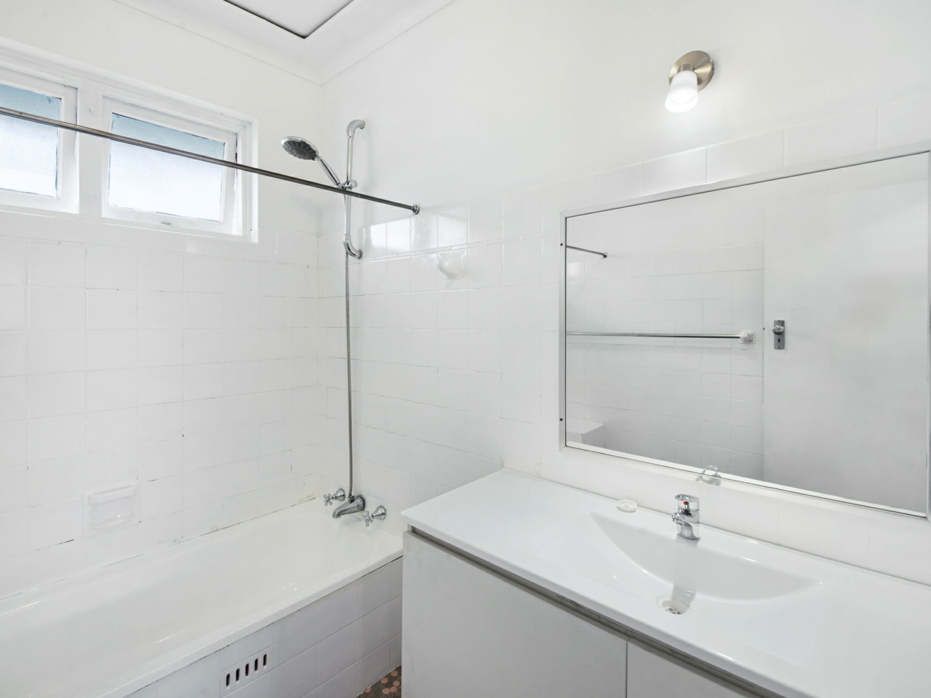 1/40 Willoughby Road, TERRIGAL