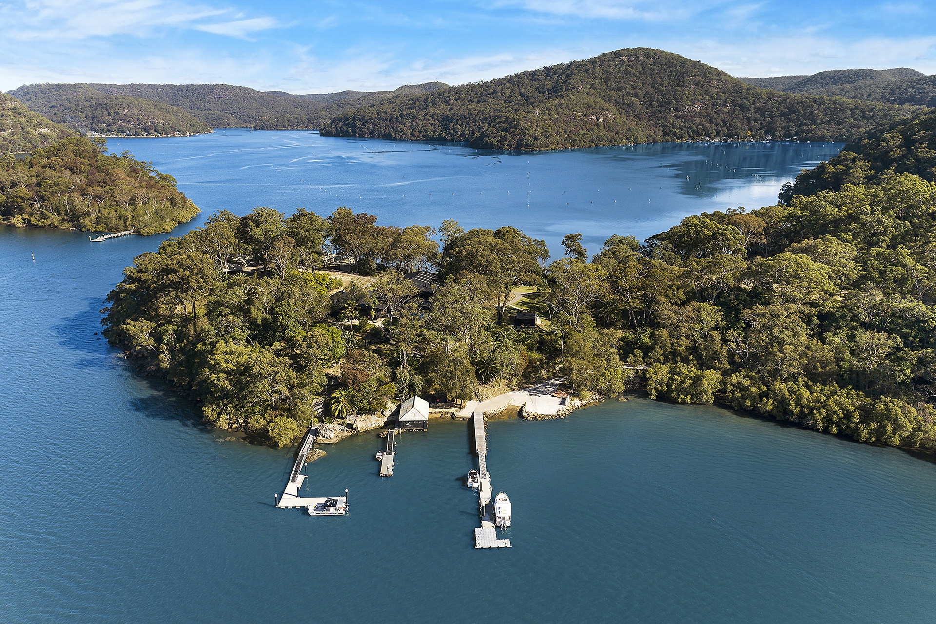 4 Fishermans Point, BEROWRA WATERS