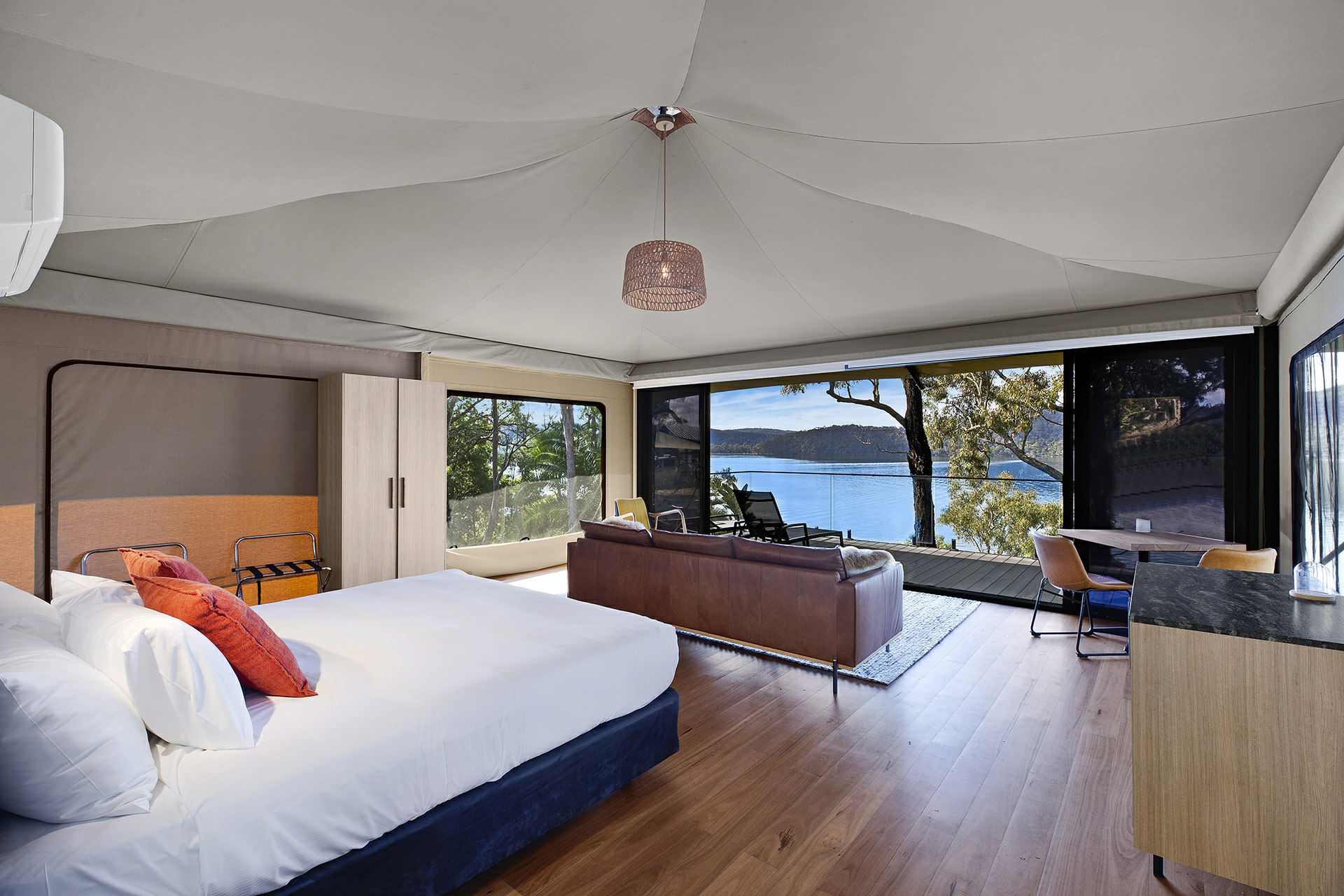 4 Fishermans Point, BEROWRA WATERS
