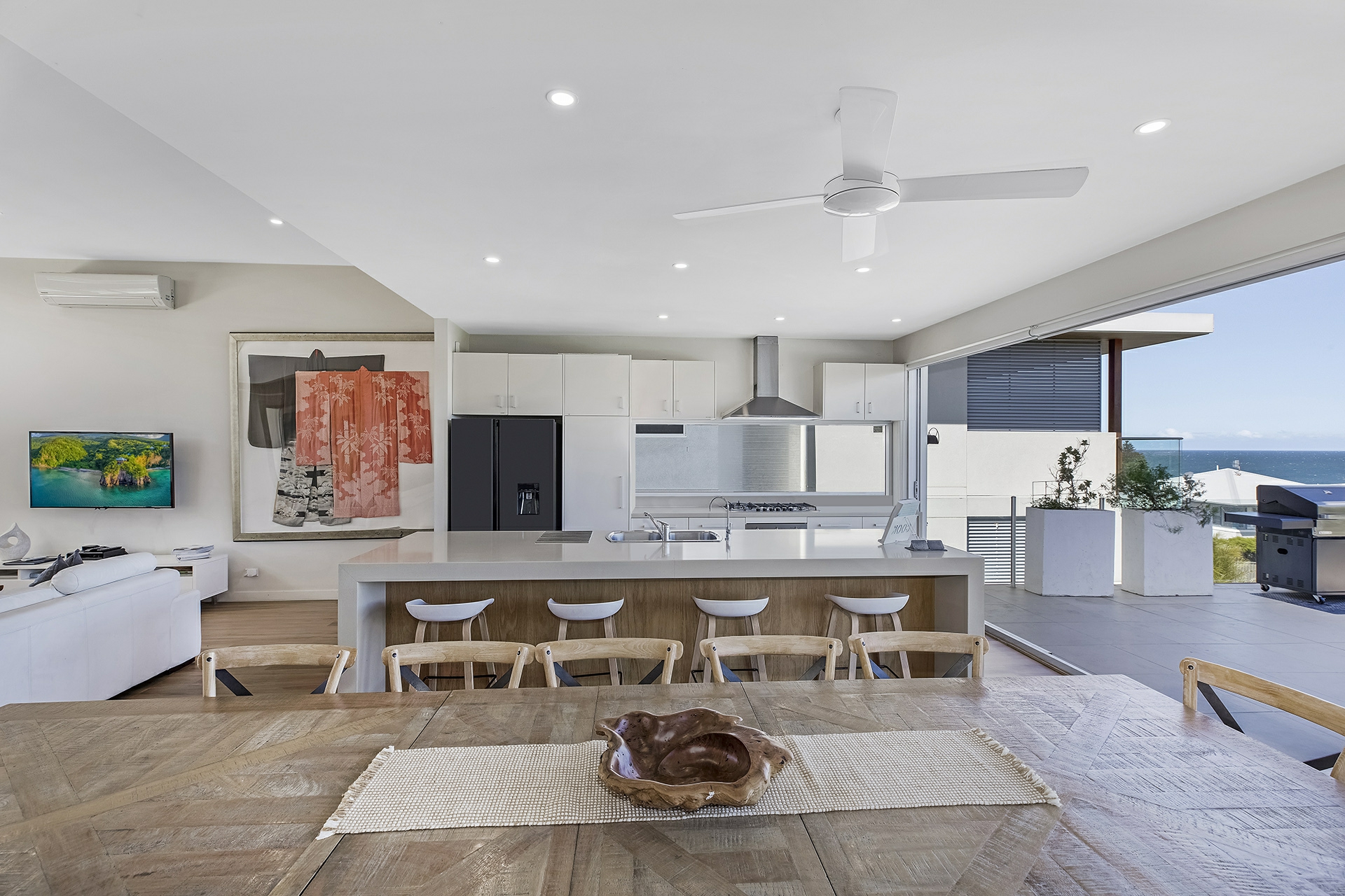 18 Dover Road, WAMBERAL