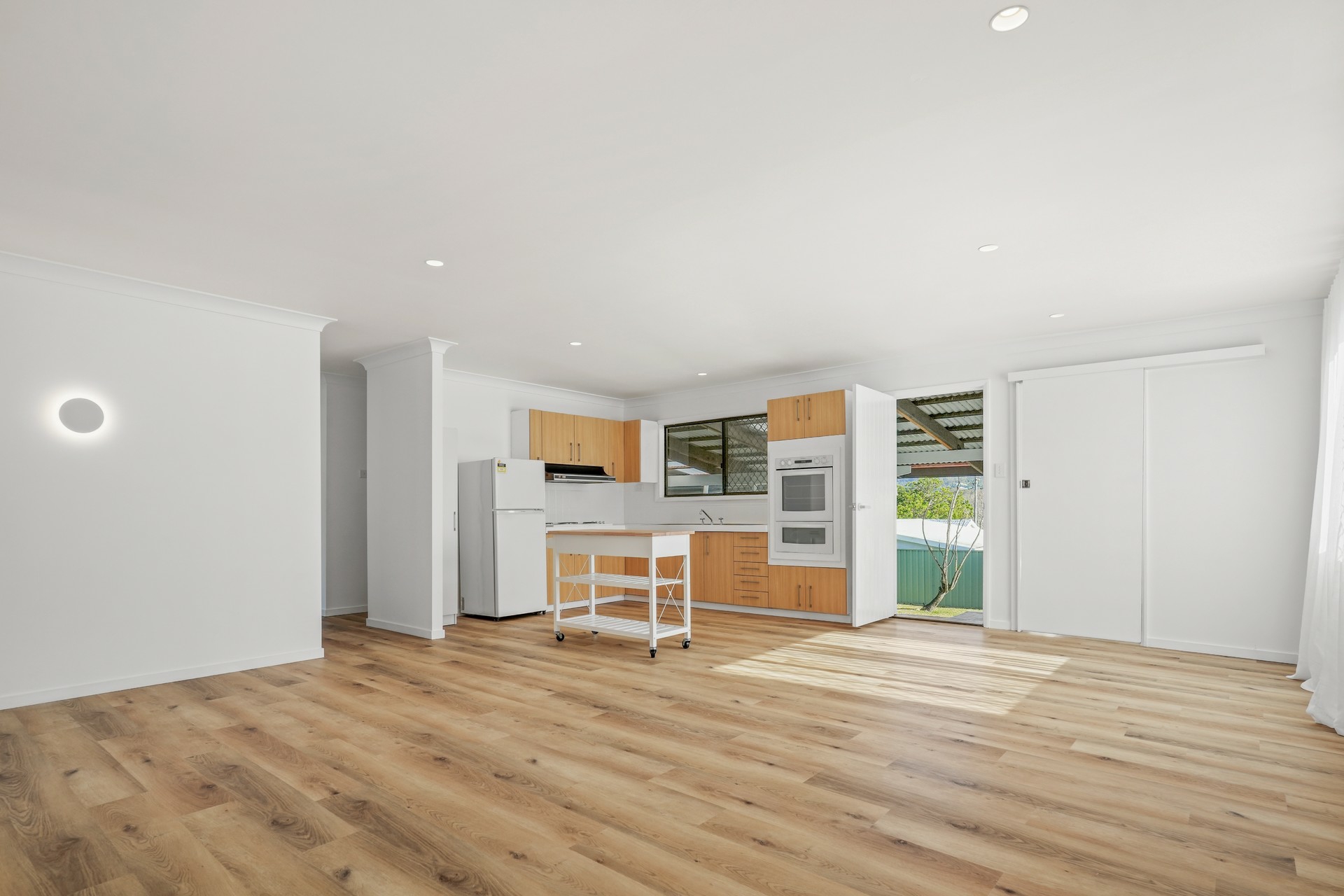 82 Lowanna Avenue, FORRESTERS BEACH