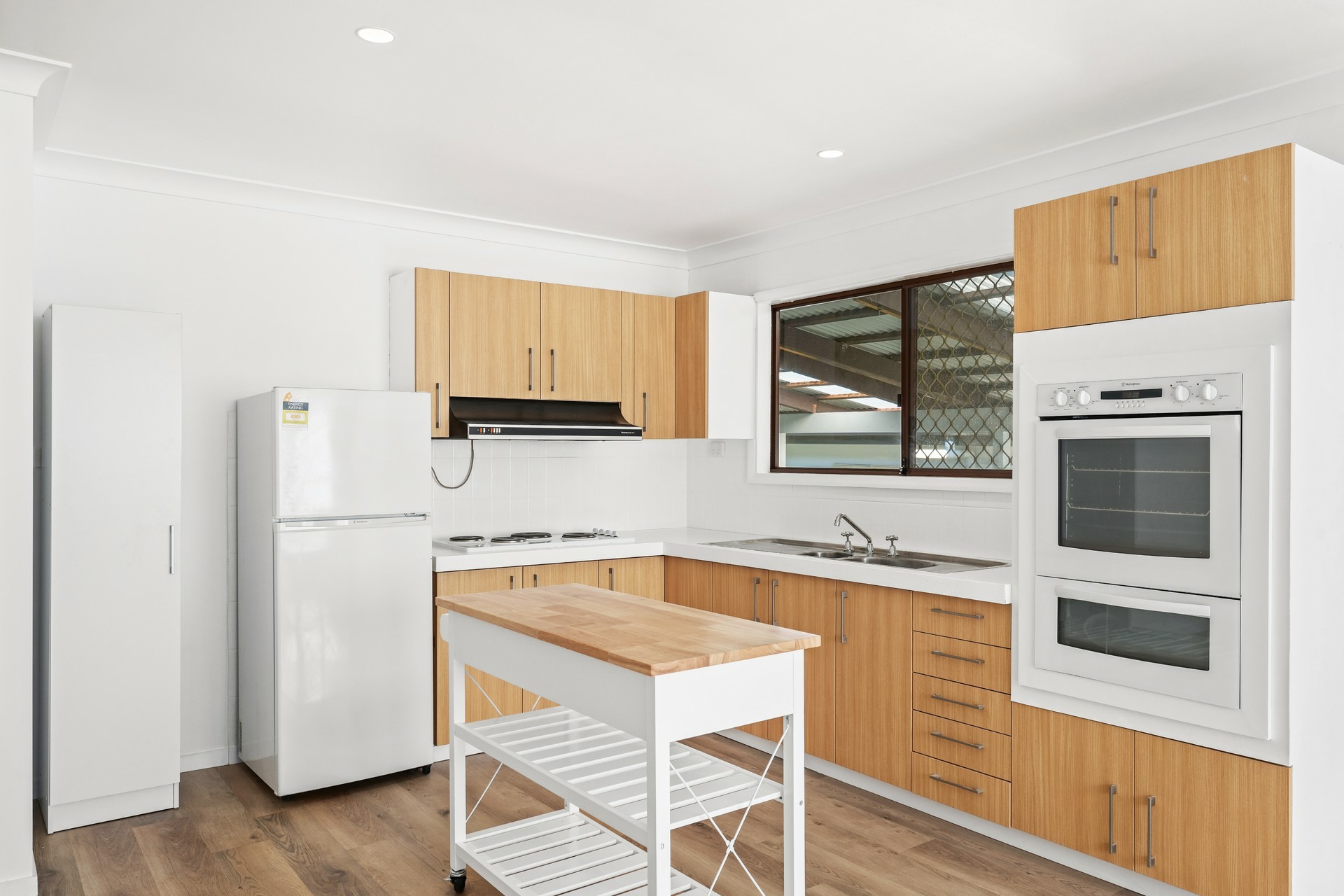 82 Lowanna Avenue, FORRESTERS BEACH