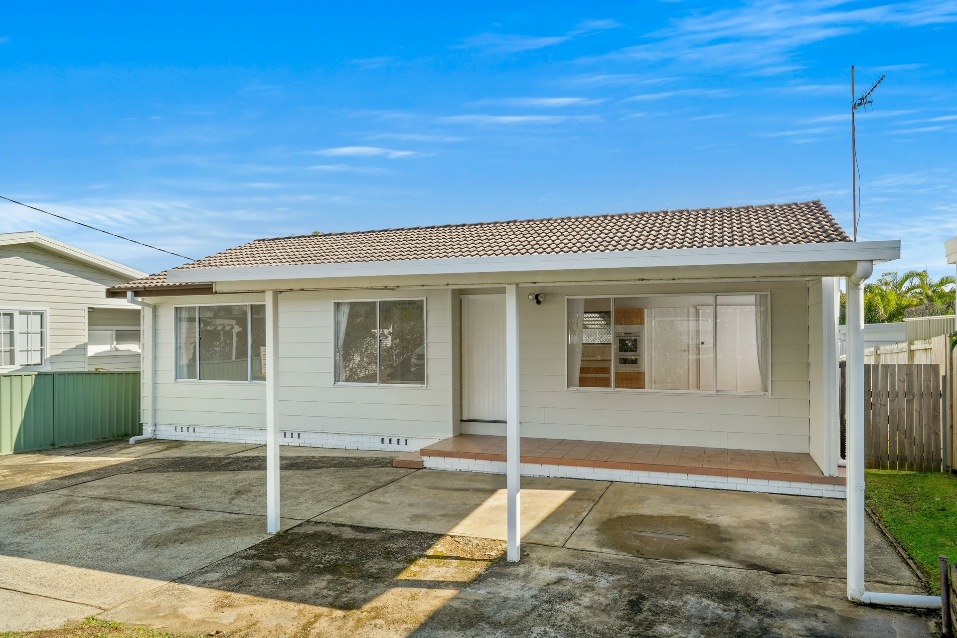 82 Lowanna Avenue, FORRESTERS BEACH